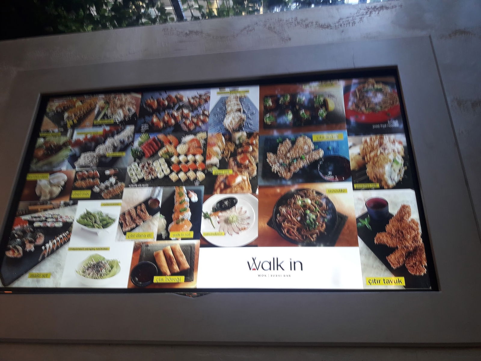 Walk In Wok & Sushi Bar