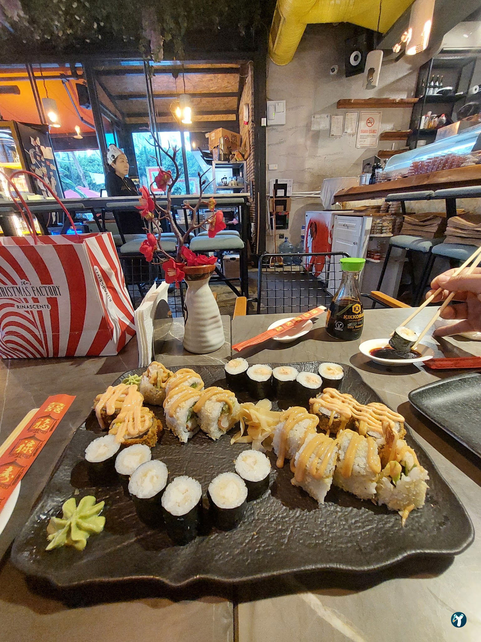 Walk In Wok & Sushi Bar