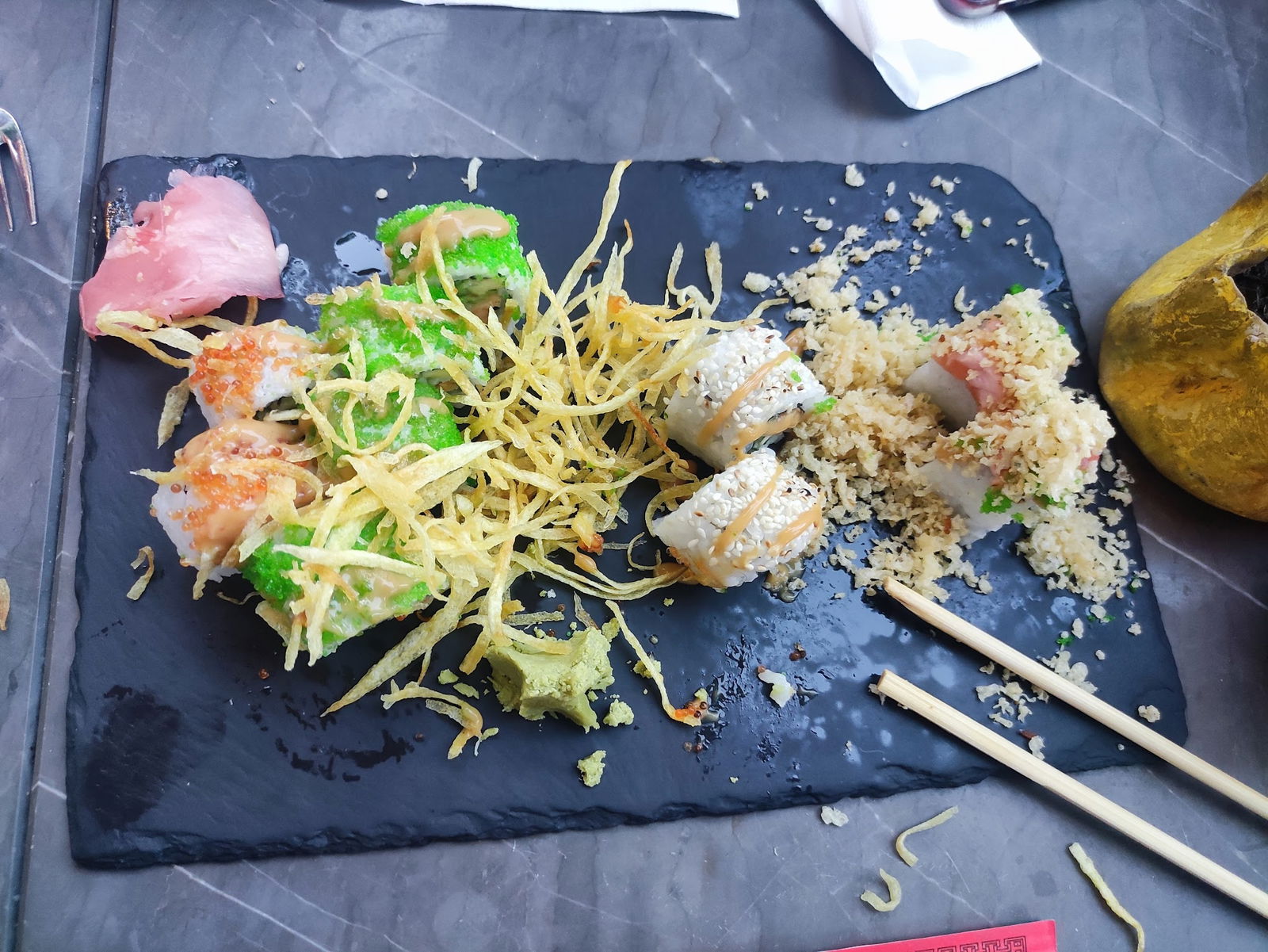 Walk In Wok & Sushi Bar