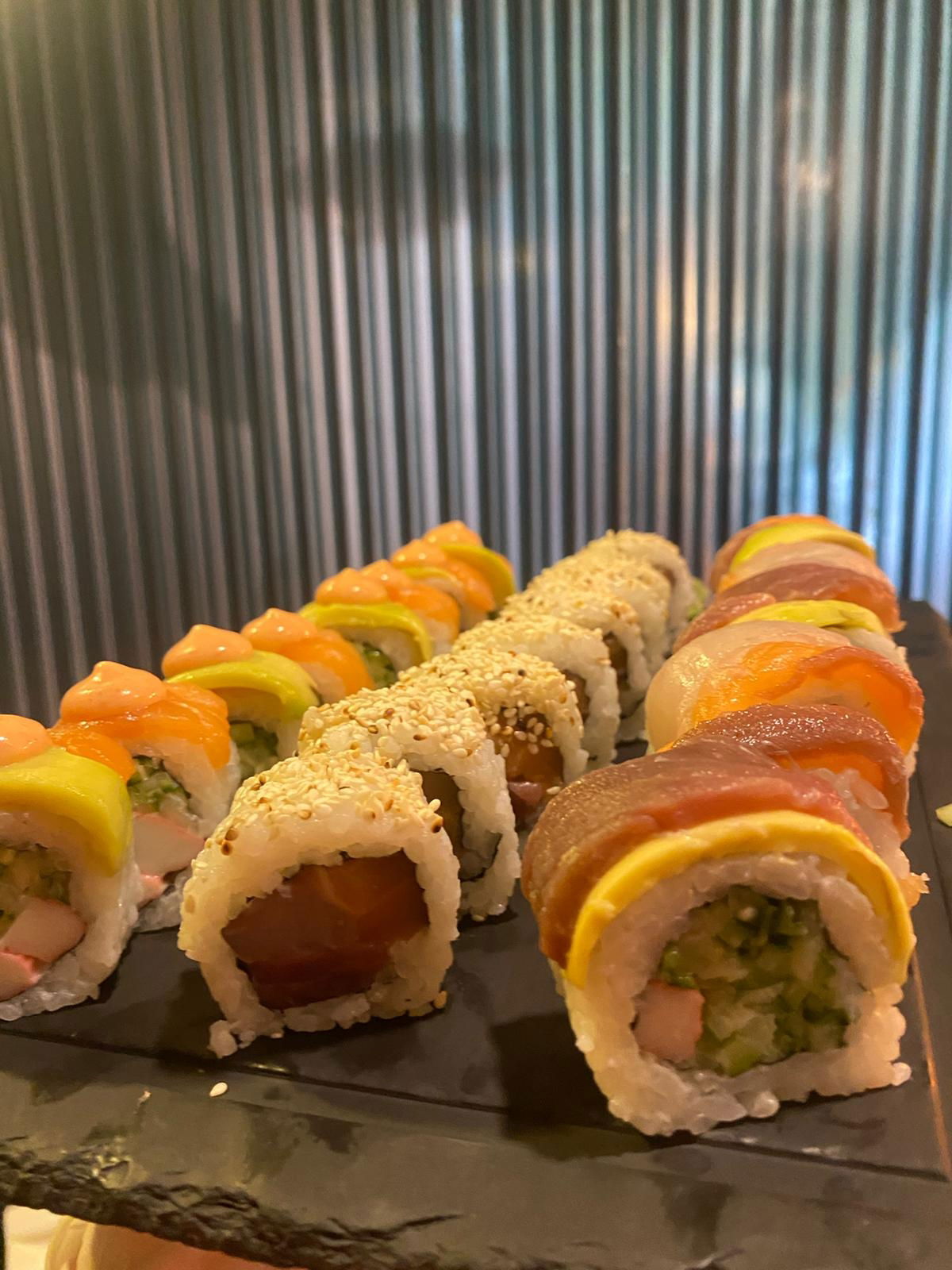 Walk In Wok & Sushi Bar