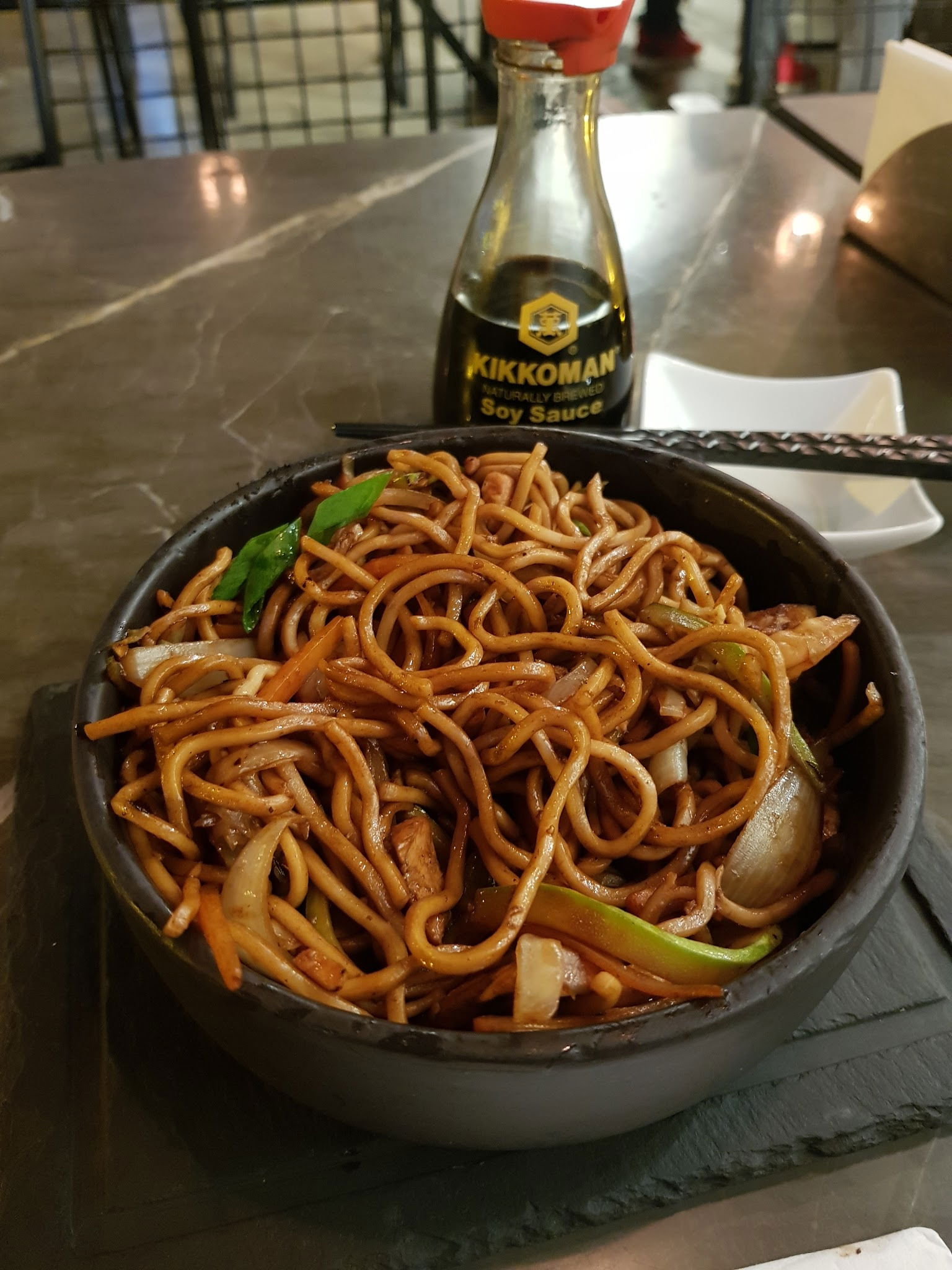 Walk In Wok & Sushi Bar