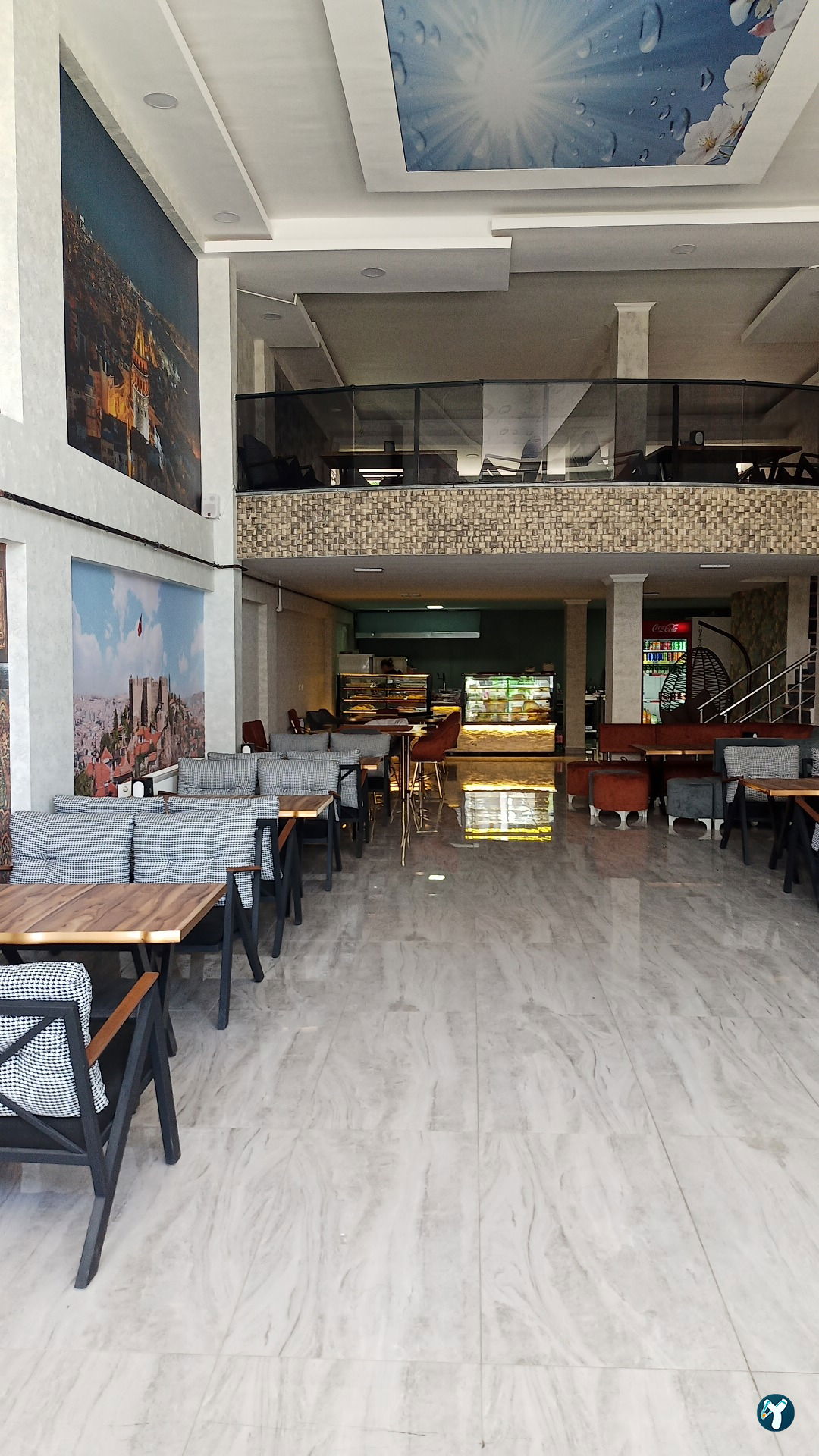 Mi̇ray Cafe