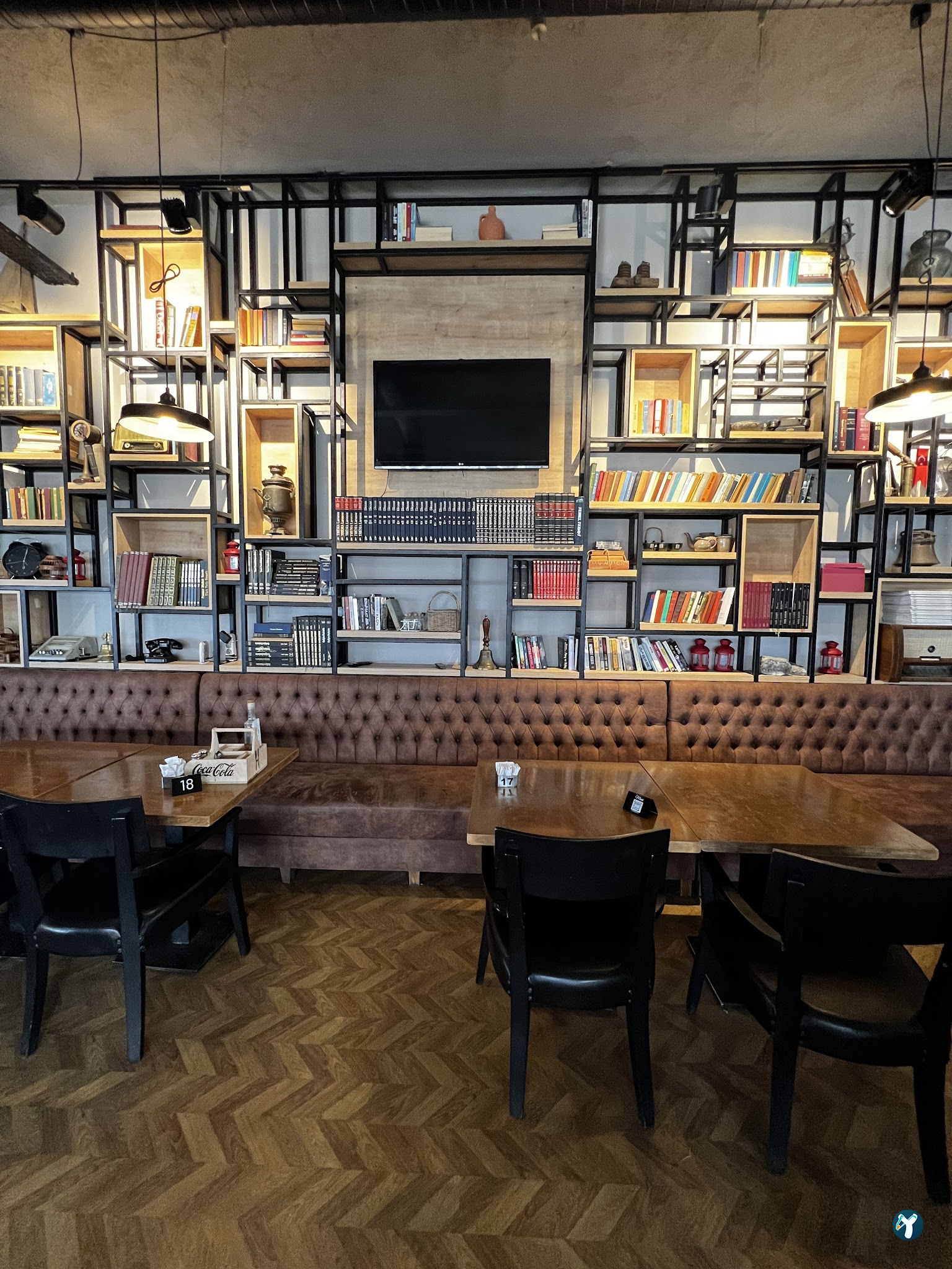 Cafe Home