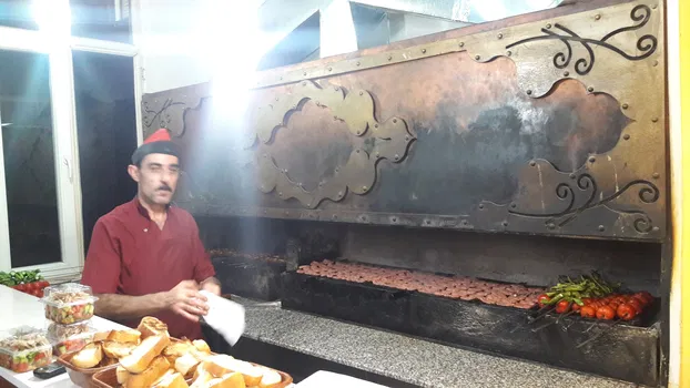 Kilo İle Köfte Bolu Mangal resimleri