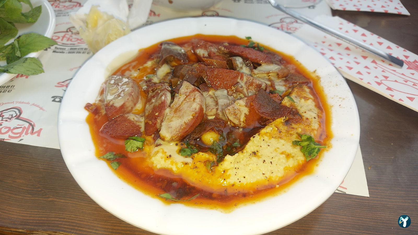 Sofi̇oğlu Findik Lahmacun & Humus Mersi̇n/Pozcu