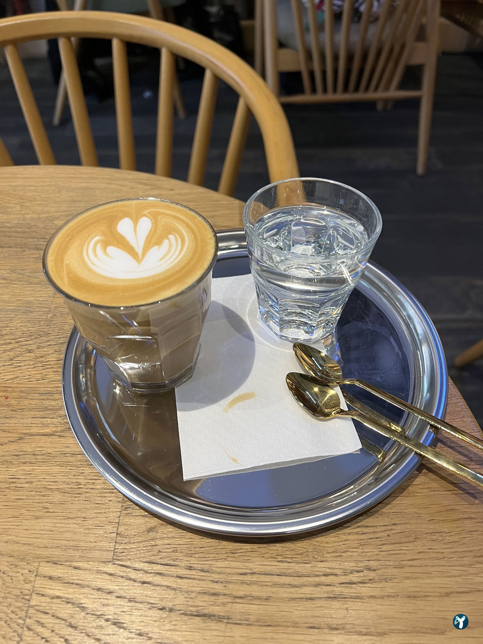 Books & Coffee Yeldeğirmeni