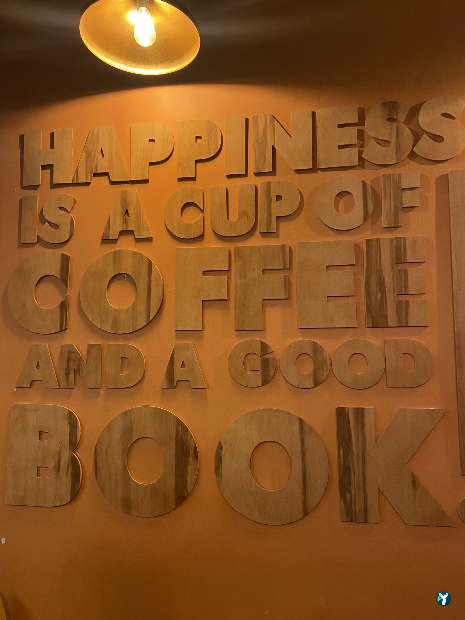 Books & Coffee Yeldeğirmeni