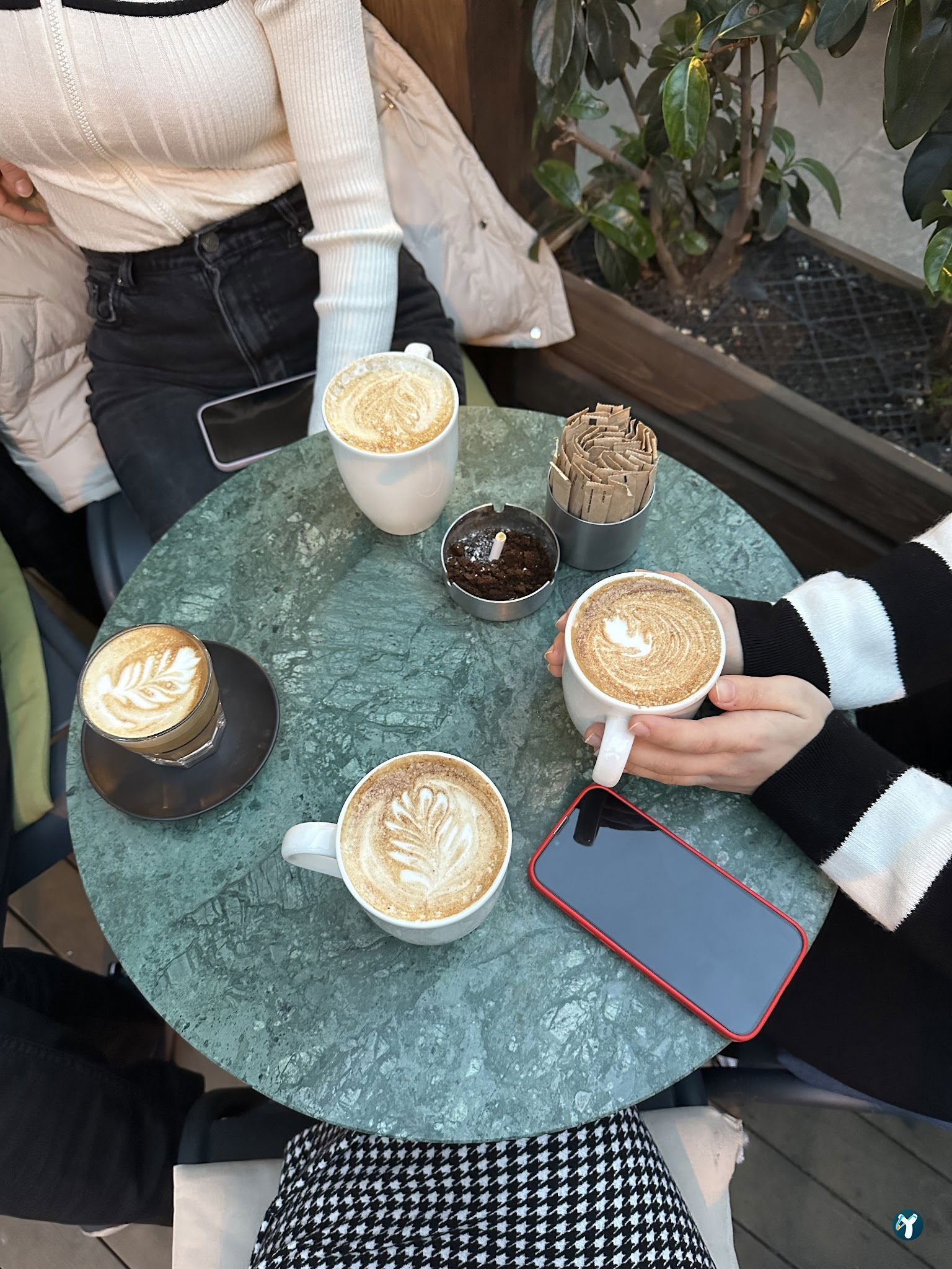 Books & Coffee Yeldeğirmeni