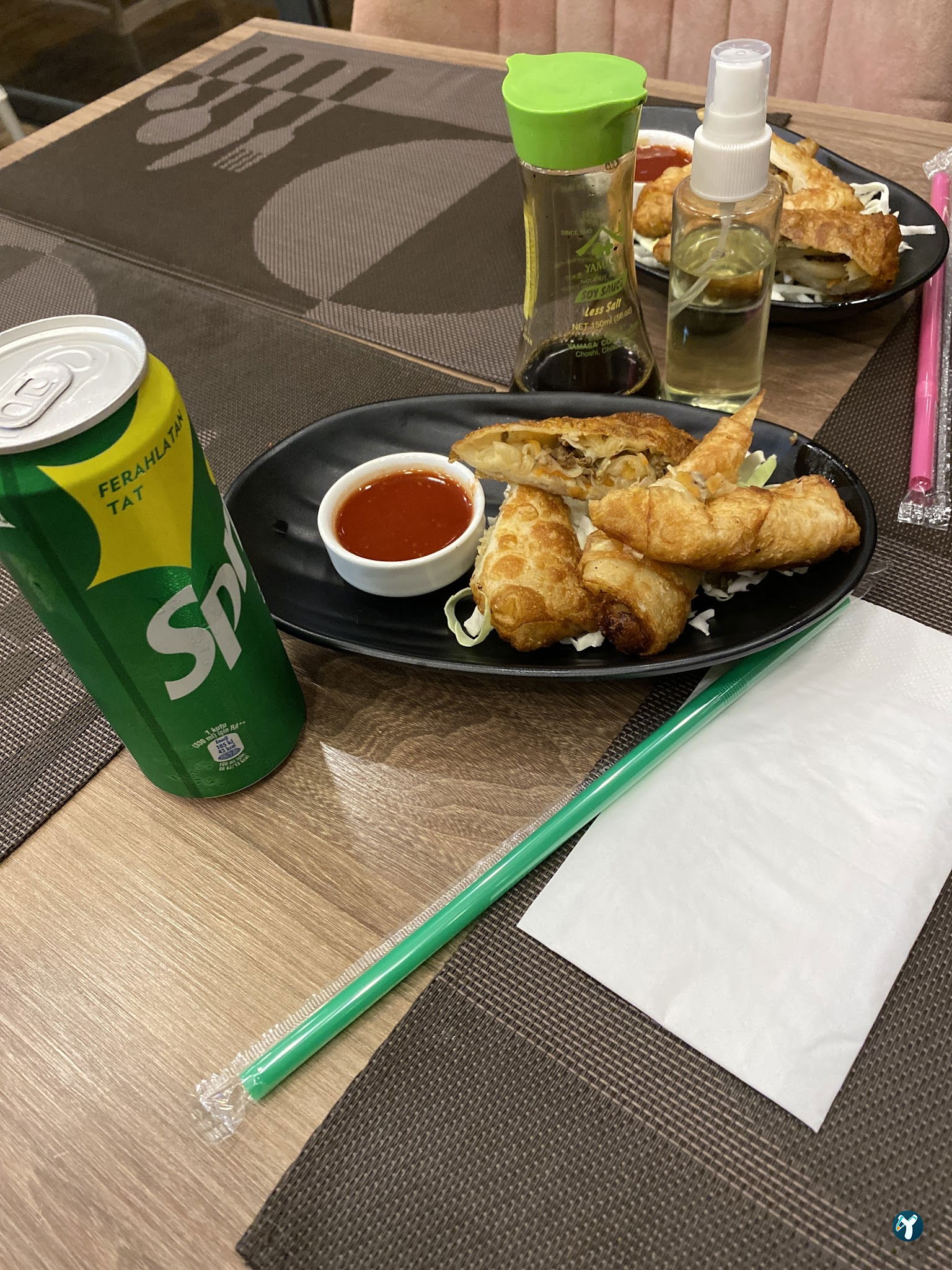 Ni̇wa Chinese & Sushi