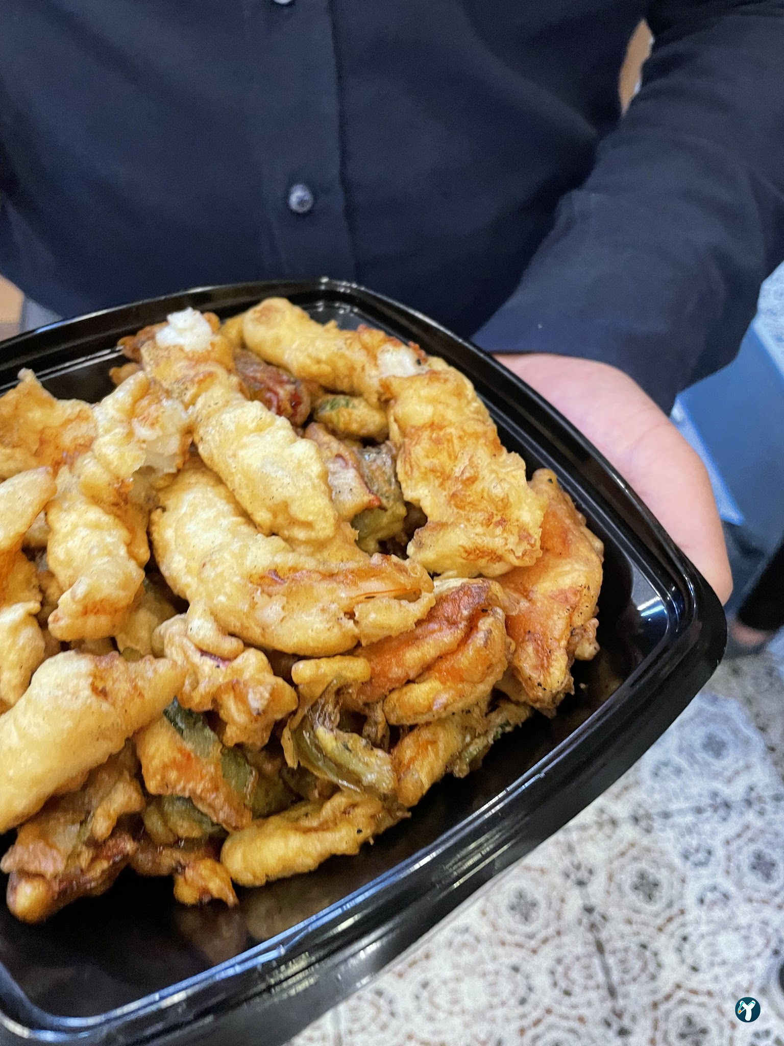 Ni̇wa Chinese & Sushi