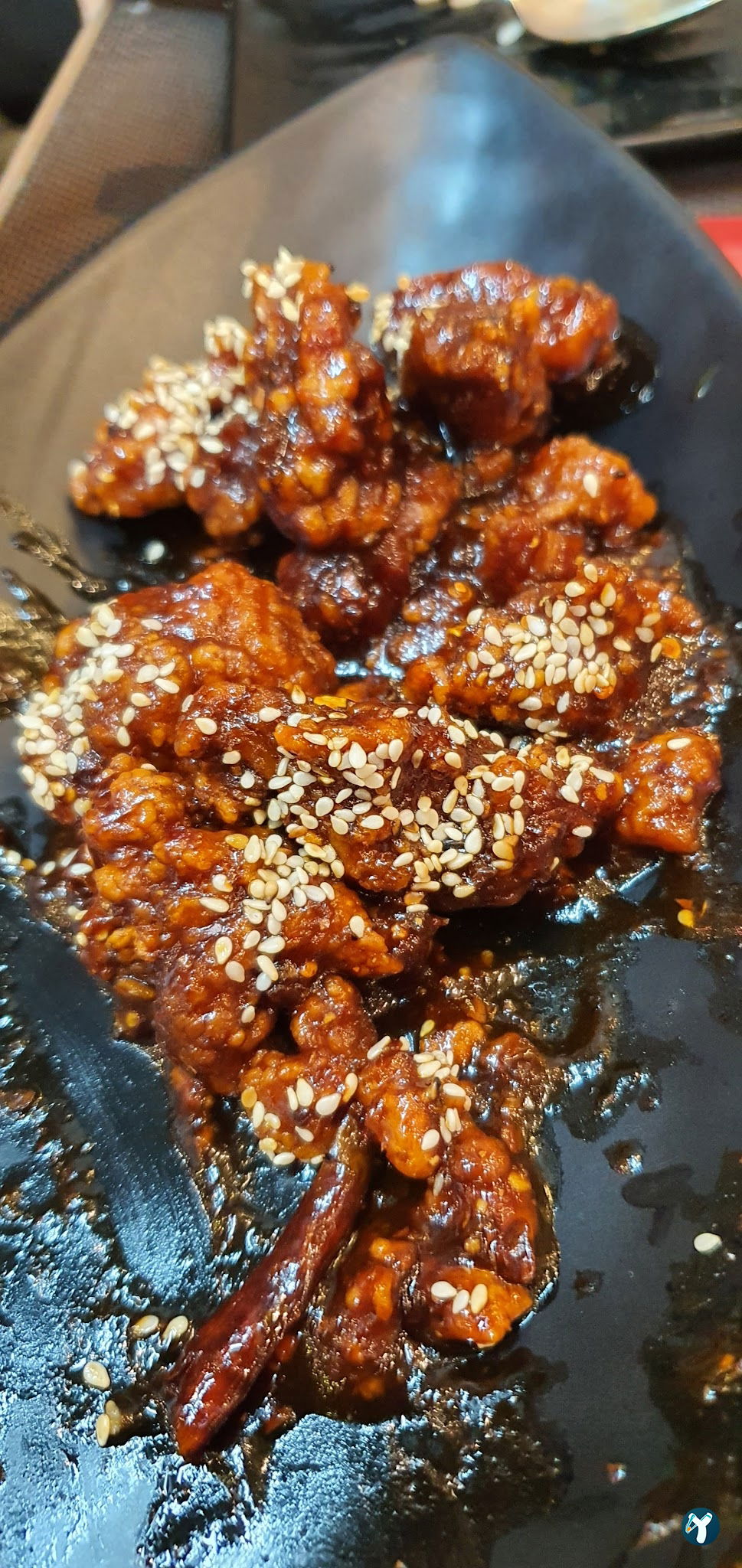 Ni̇wa Chinese & Sushi