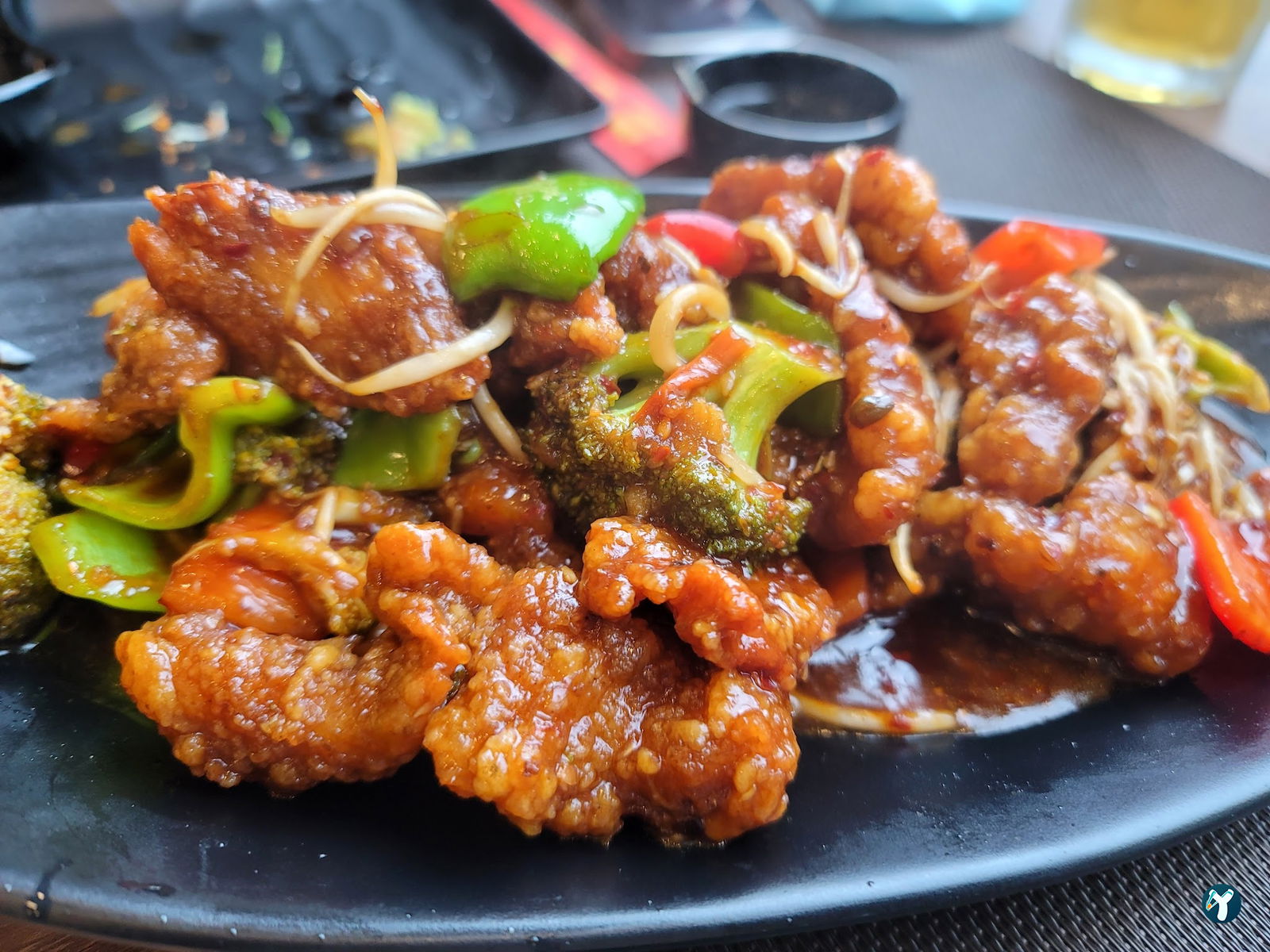 Ni̇wa Chinese & Sushi