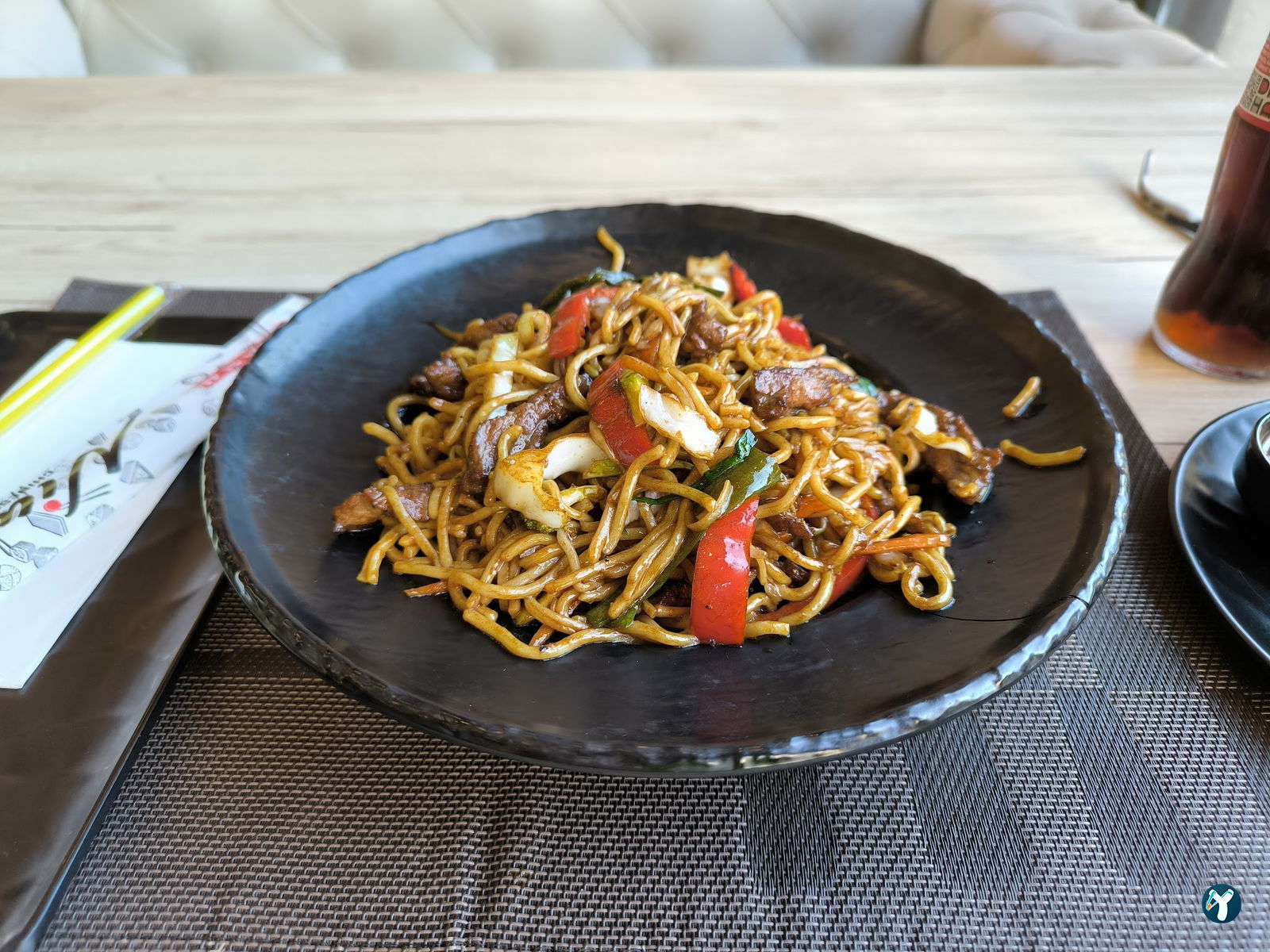 Ni̇wa Chinese & Sushi