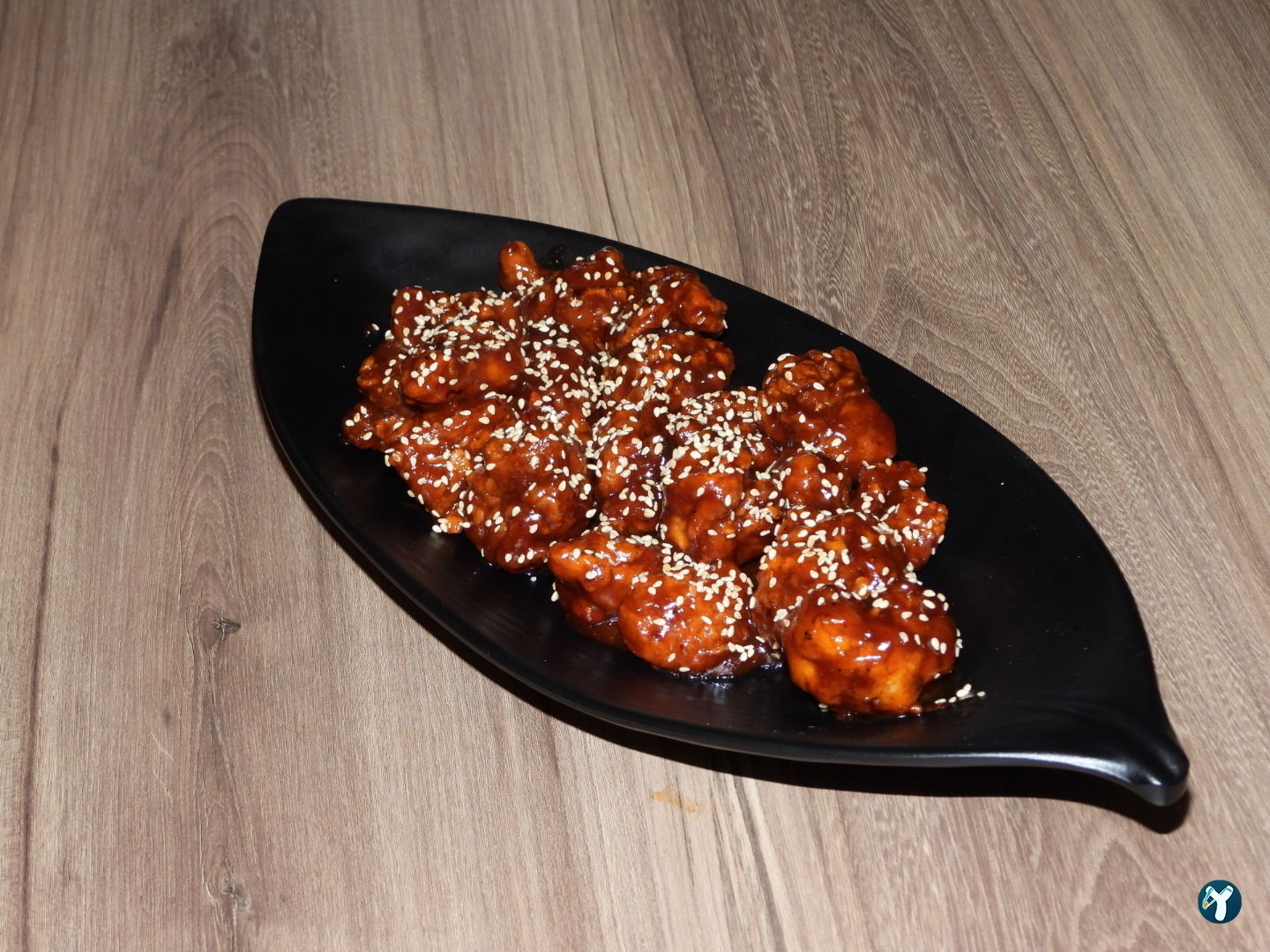 Ni̇wa Chinese & Sushi