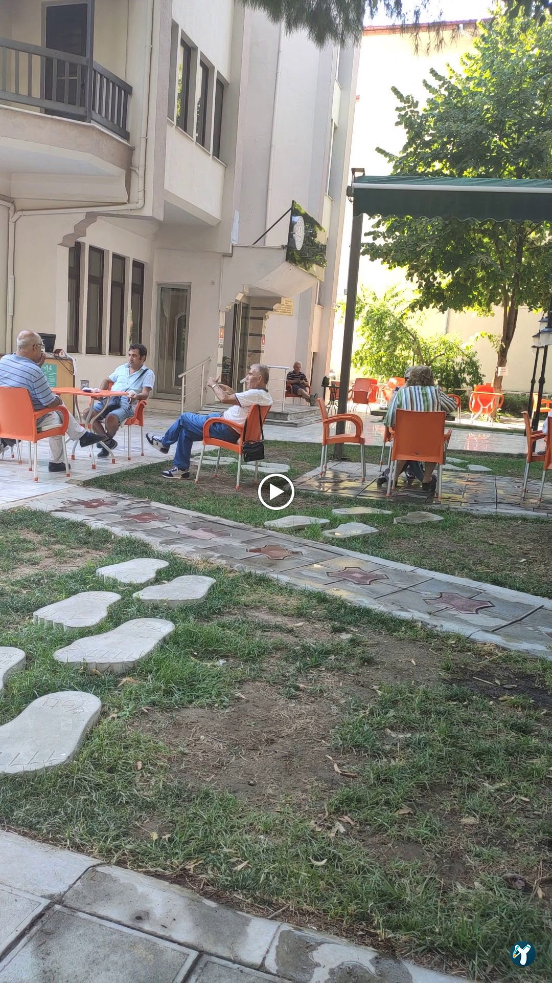 Öğretmenevi Çay Behçesi