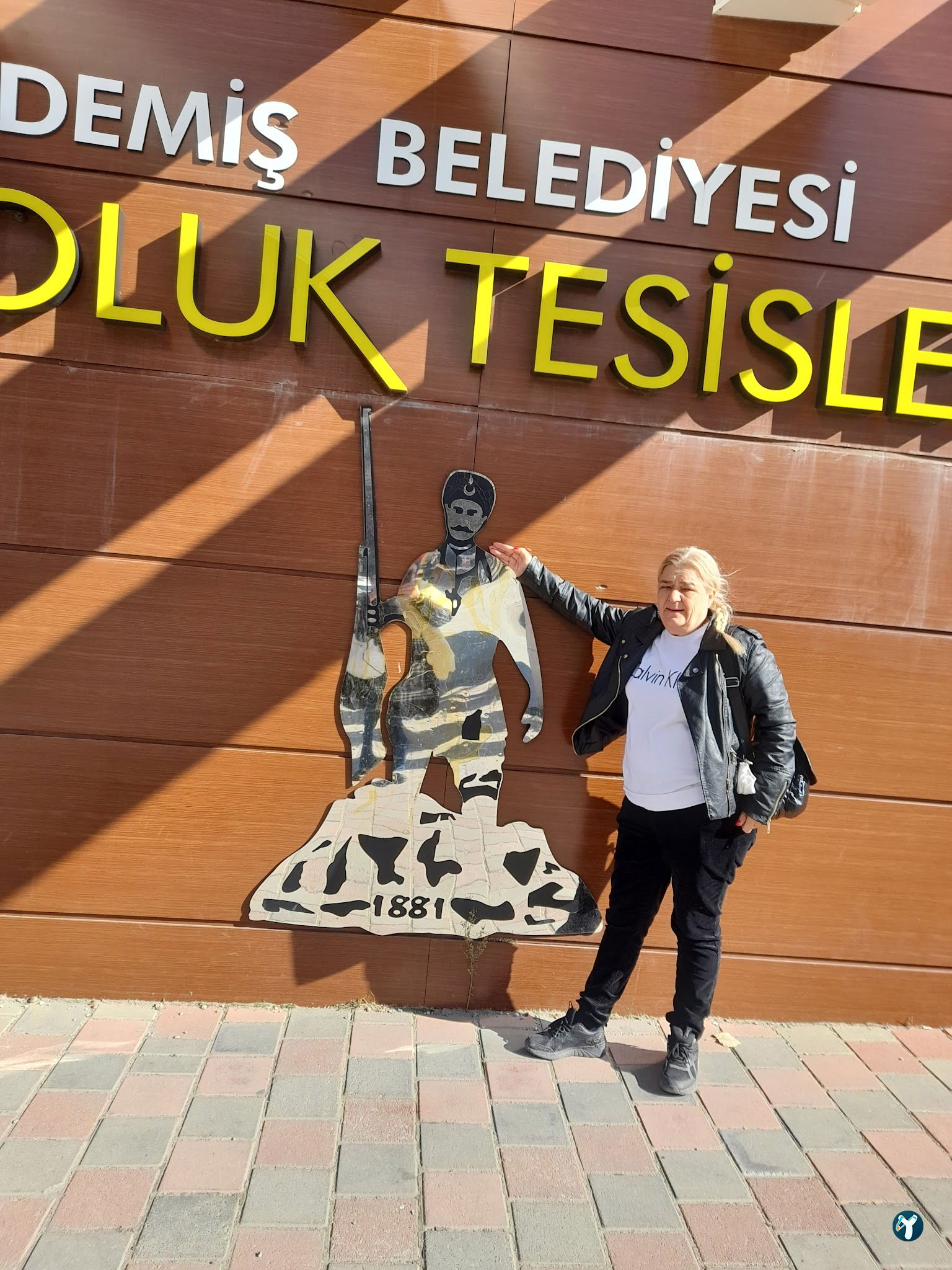 Meşhur Çeşme Kumrusu & Kahvaltı Salonu