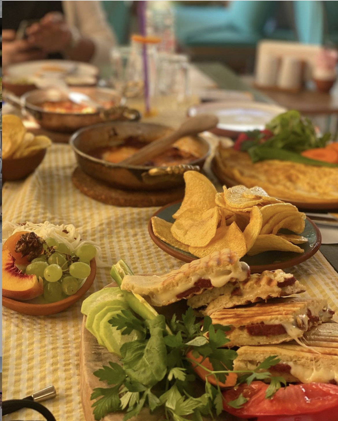 Sarı Demlik Kahvaltı