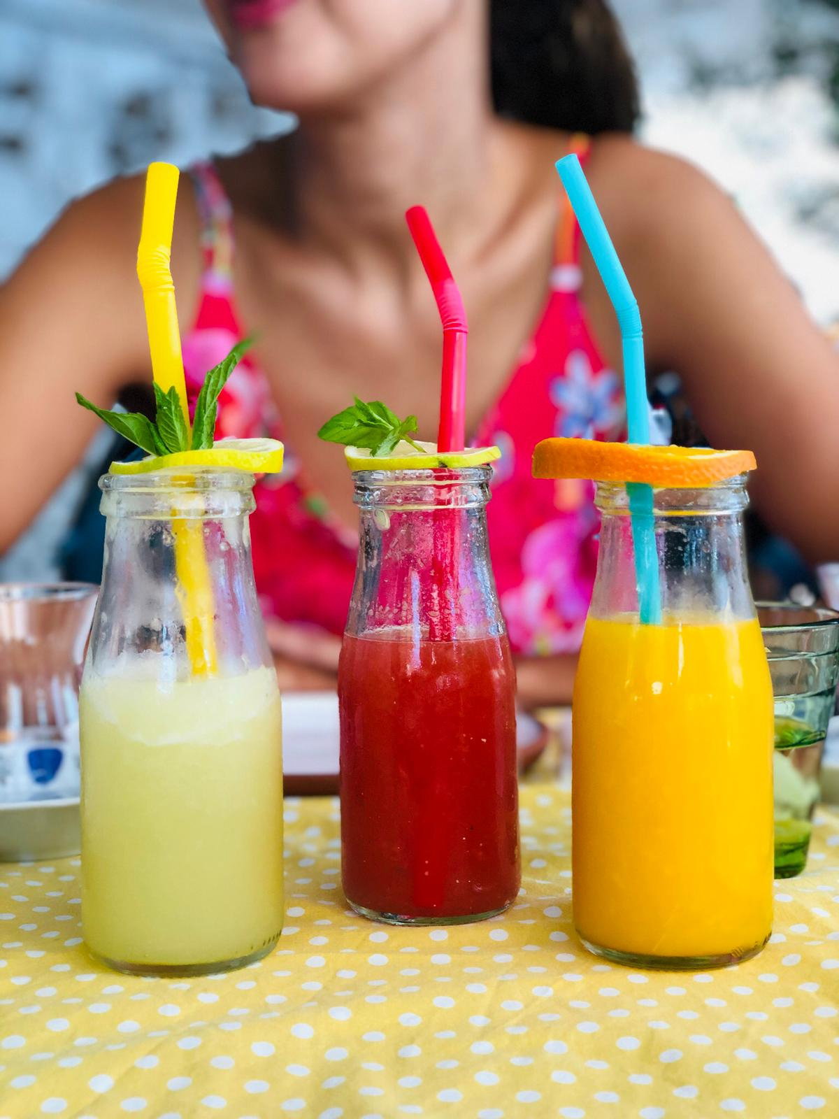 Sarı Demlik Kahvaltı