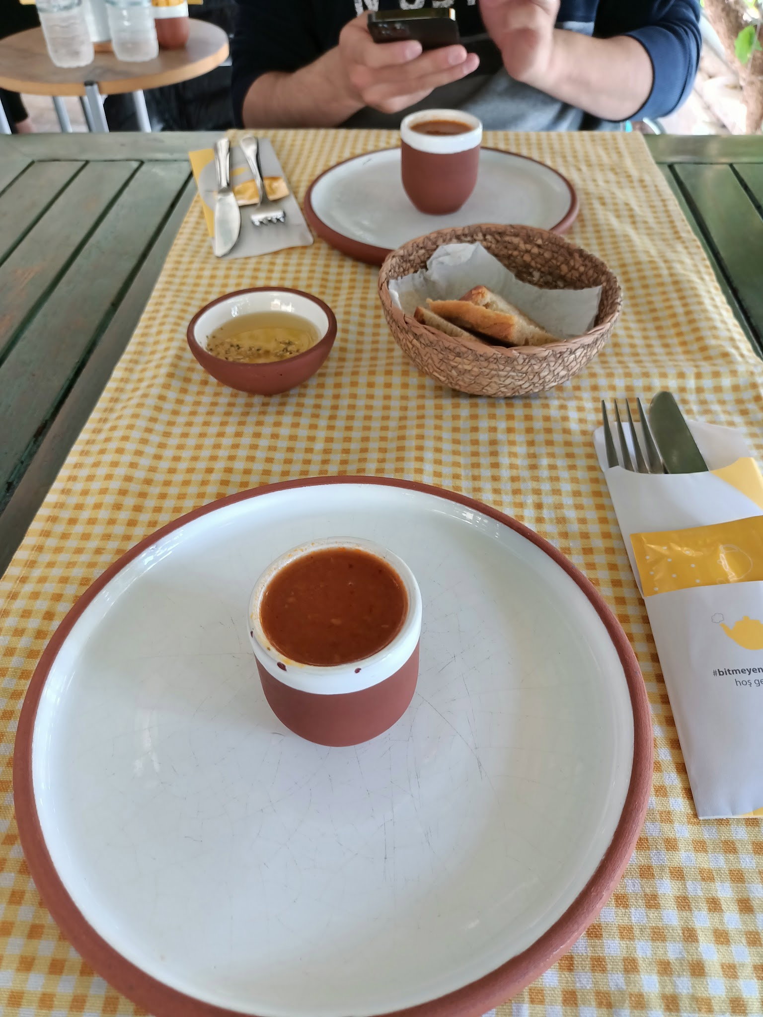 Sarı Demlik Kahvaltı