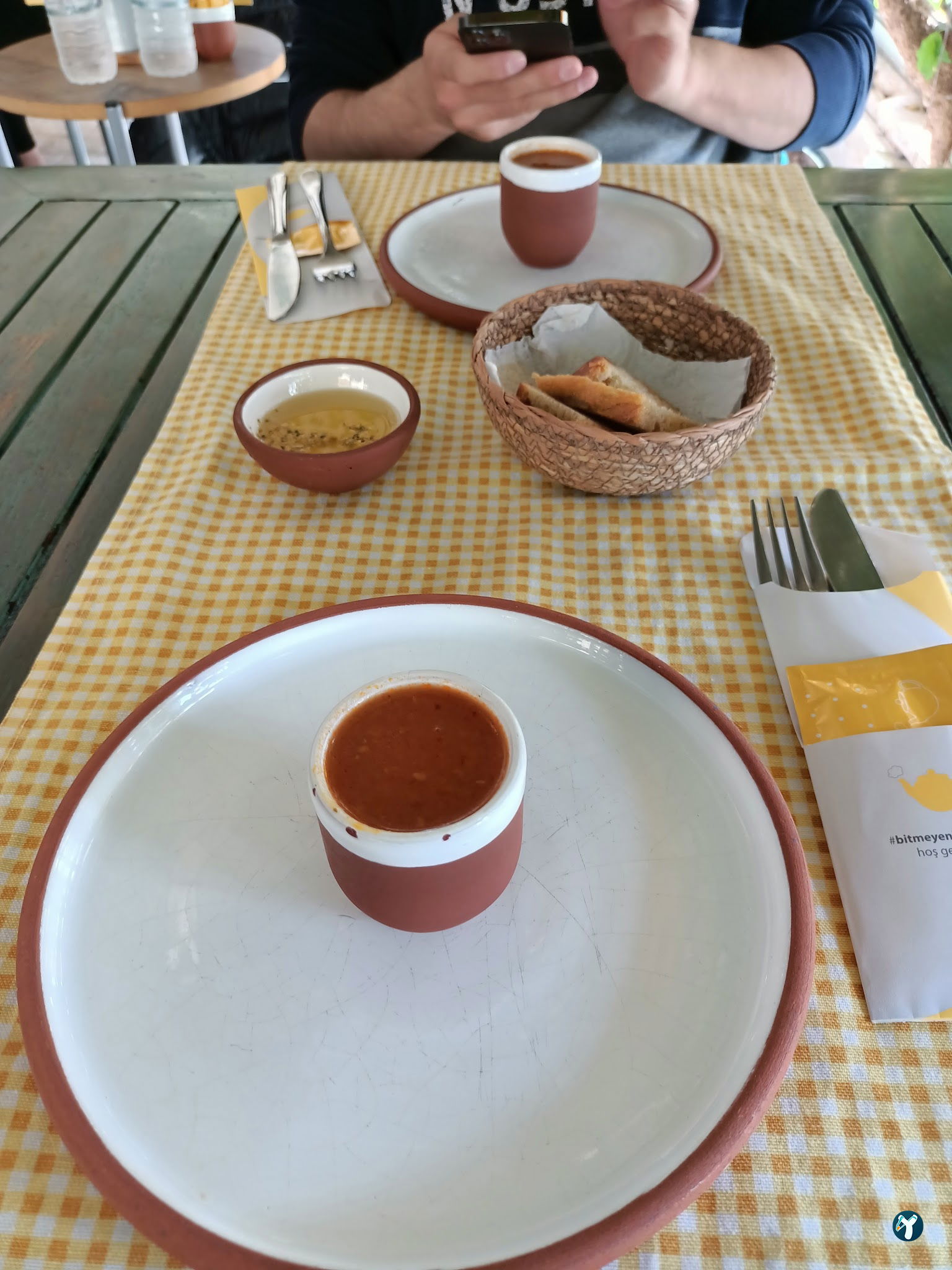 Sarı Demlik Kahvaltı