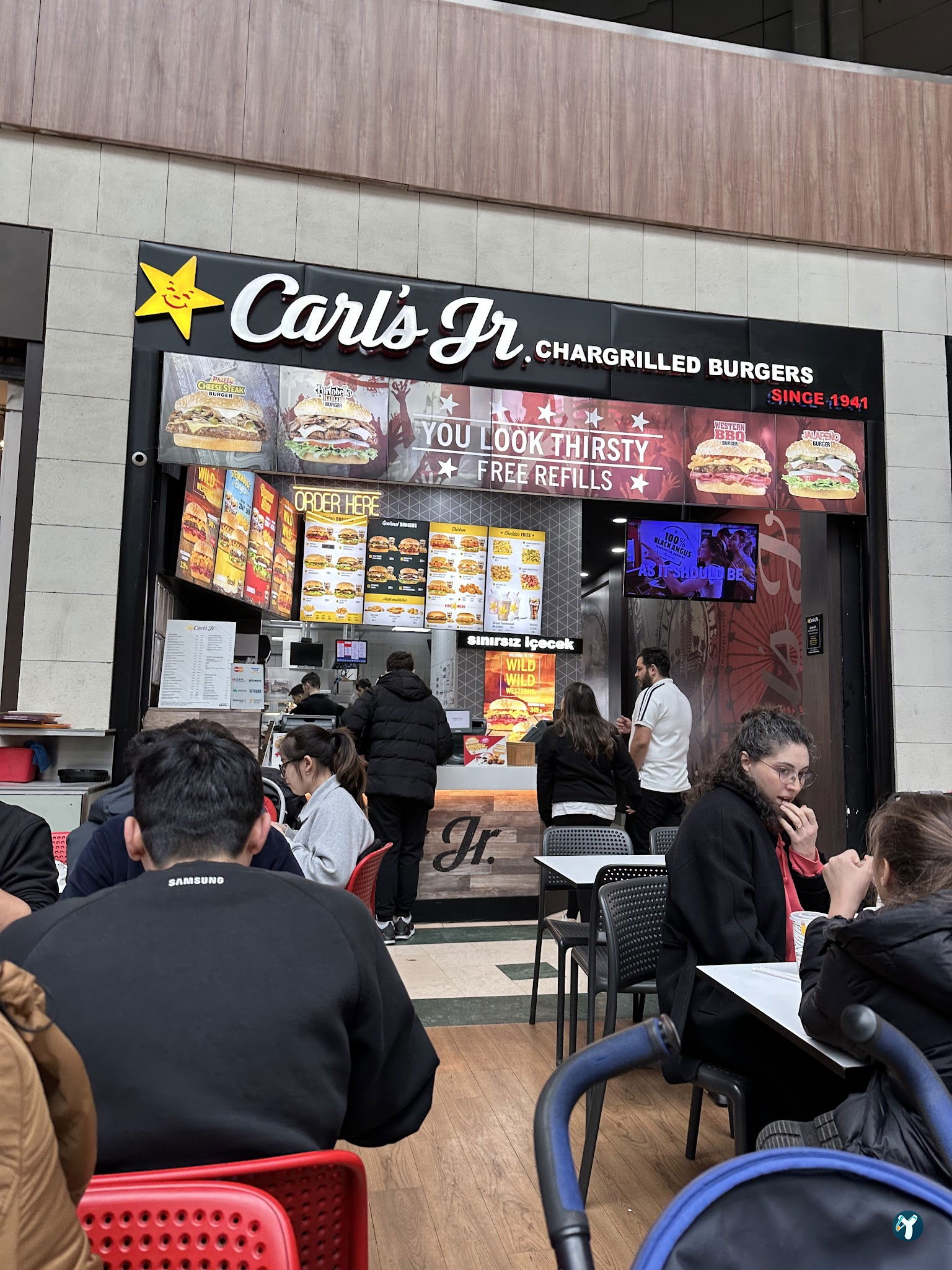 Carl'S Jr.