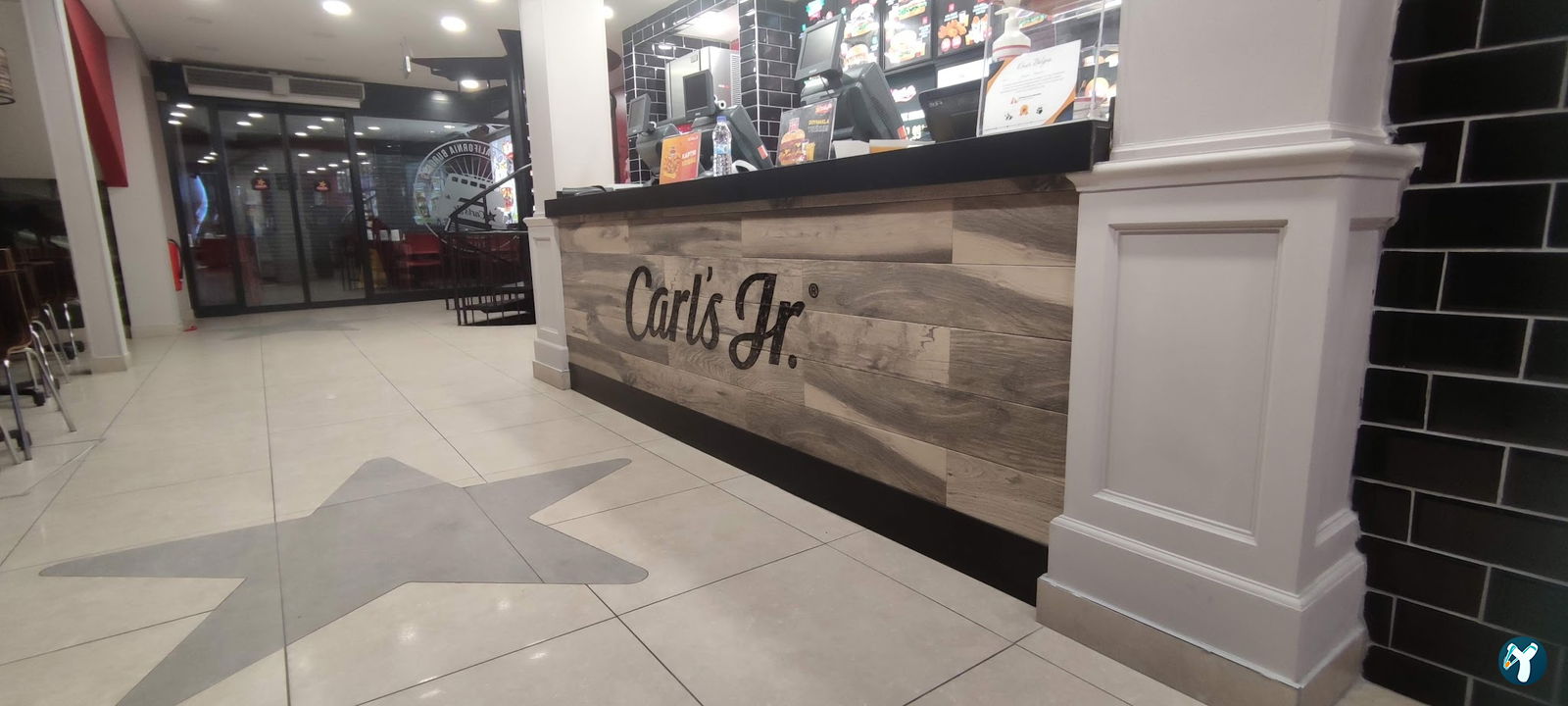 Carl'S Jr.
