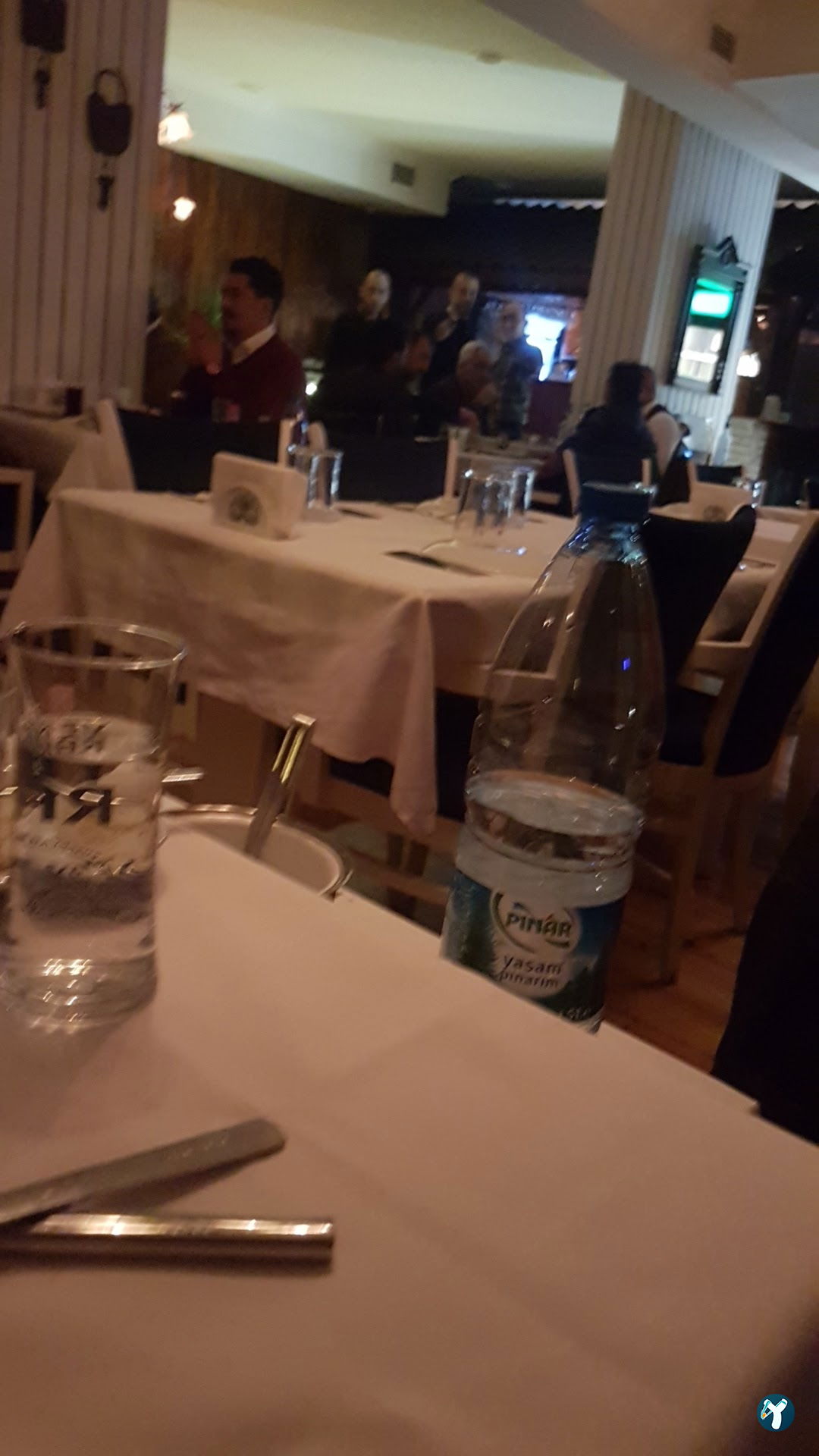 Meyhane Aşi̇na