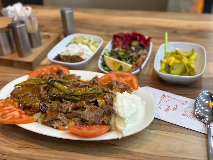 Çeşme Can Döner & Kebap , Pi̇de , Lahmacun
