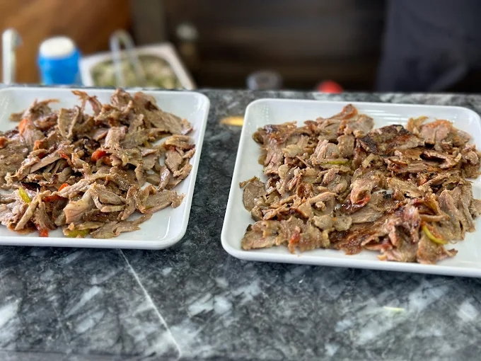 Çeşme Can Döner & Kebap , Pi̇de , Lahmacun