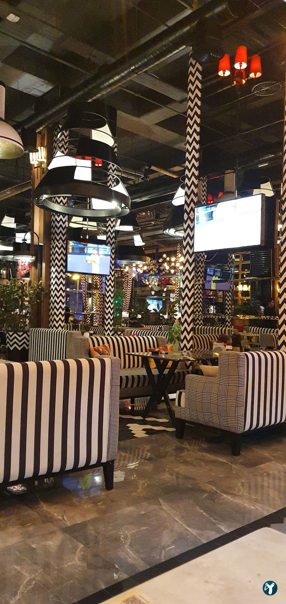 Balkon Cafe Restaurant