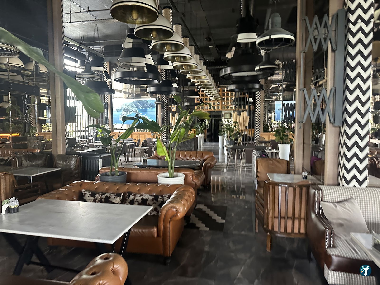 Balkon Cafe Restaurant