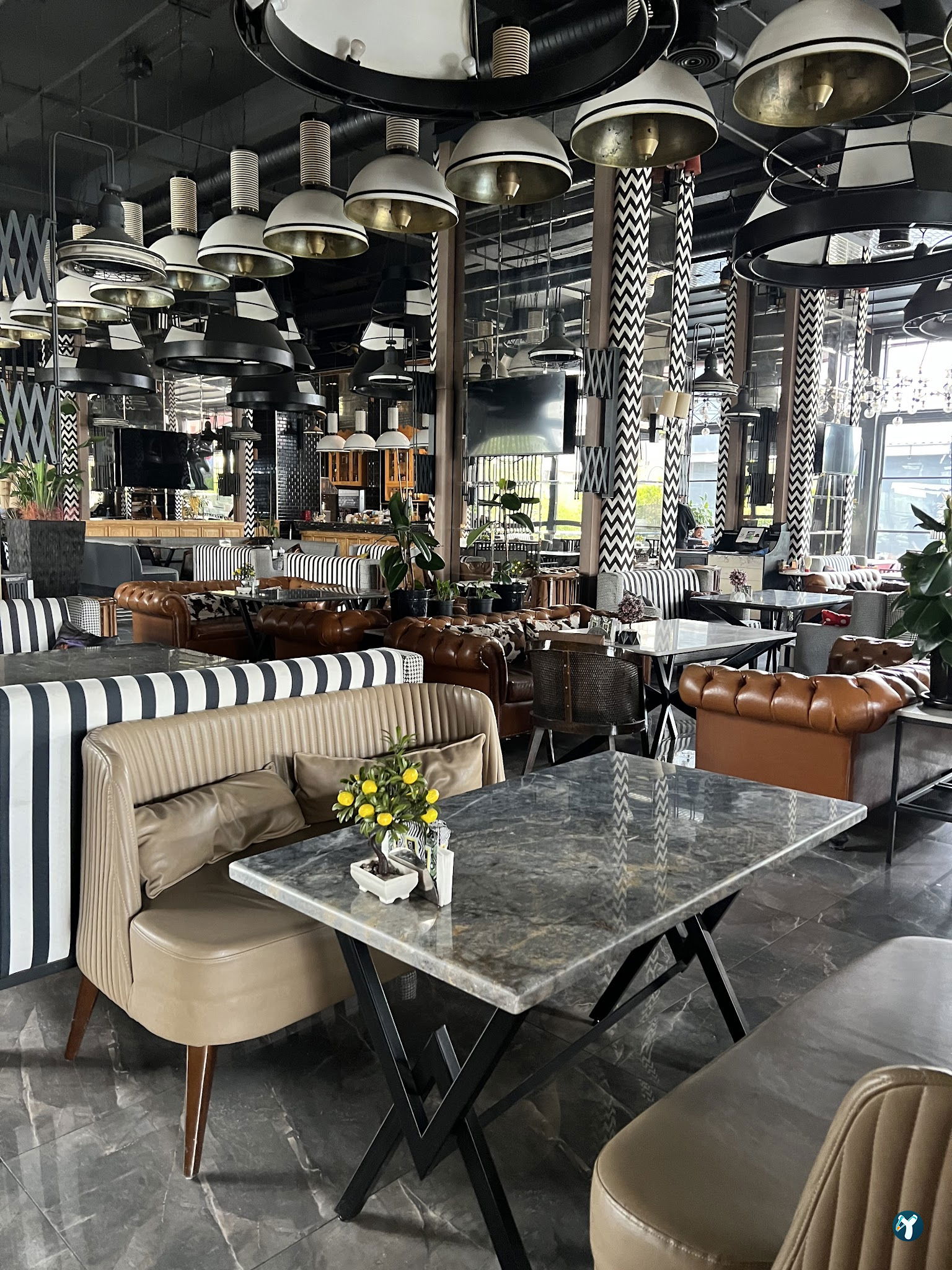 Balkon Cafe Restaurant