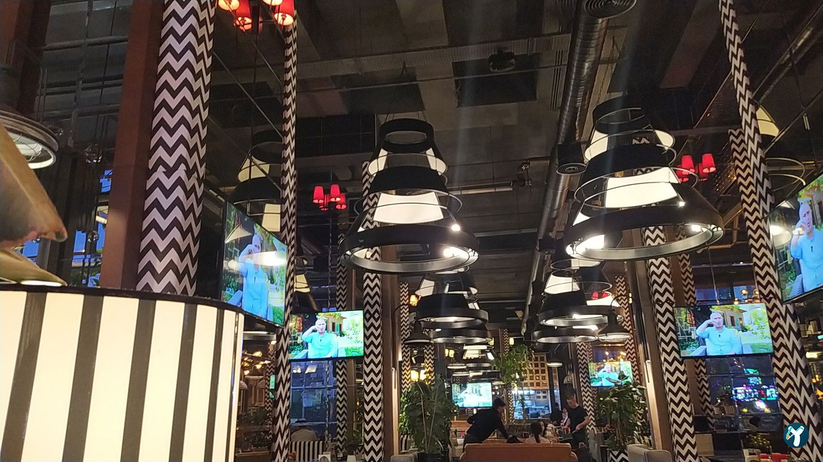 Balkon Cafe Restaurant