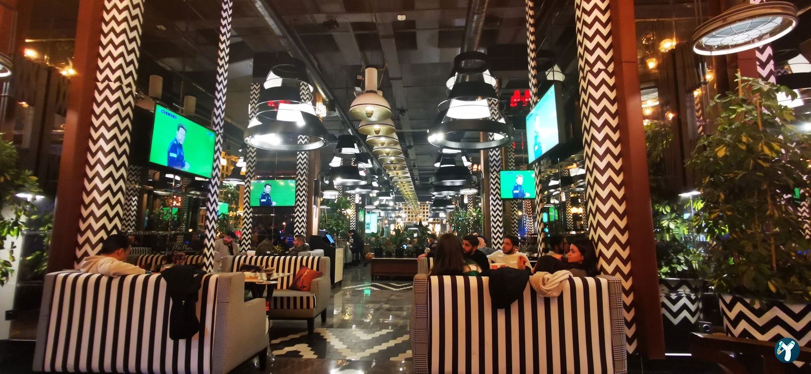 Balkon Cafe Restaurant