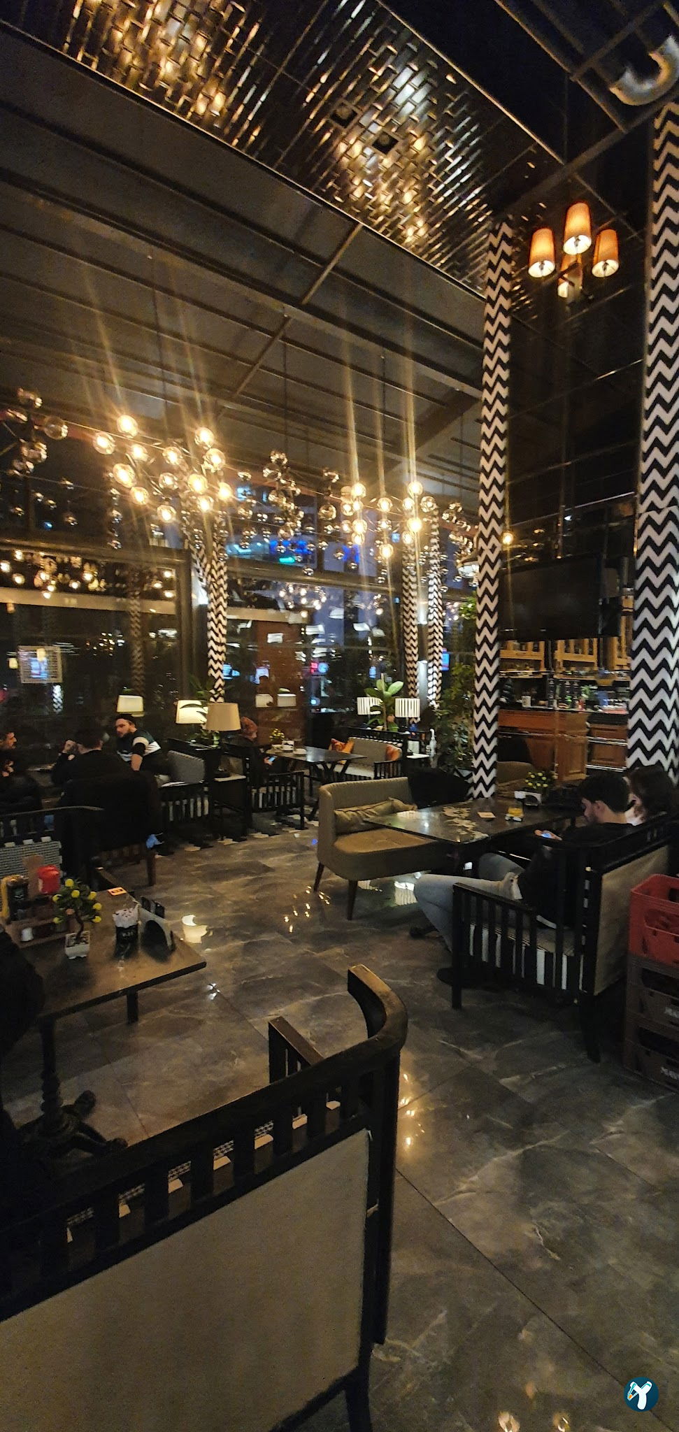 Balkon Cafe Restaurant