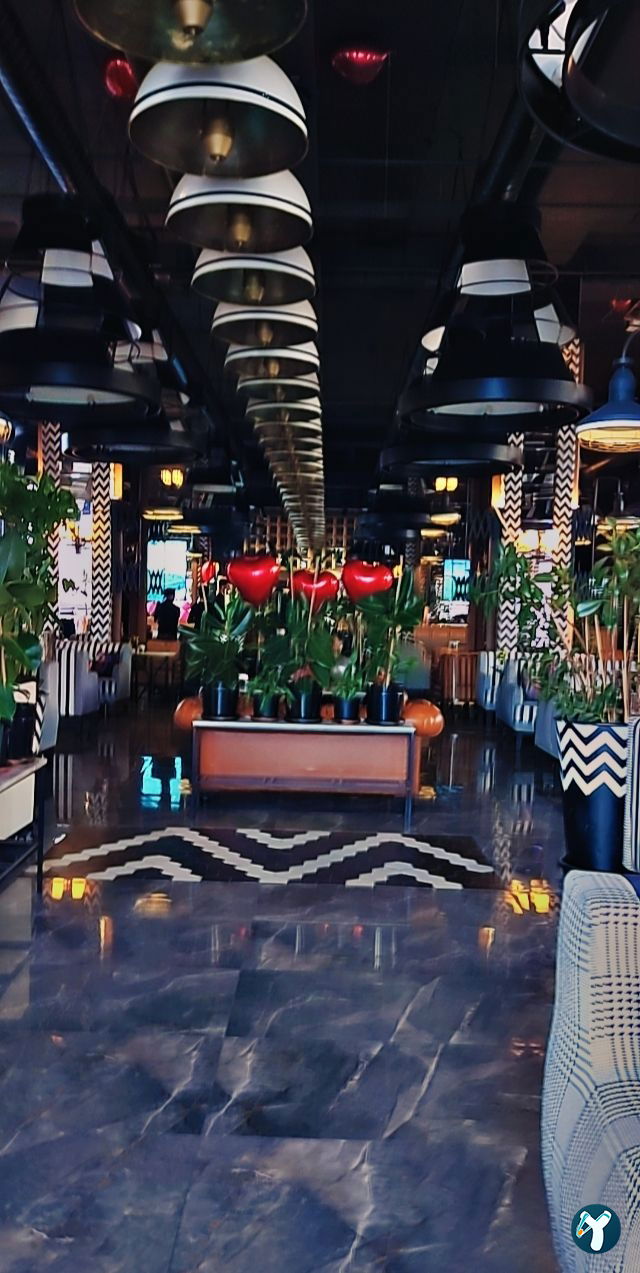 Balkon Cafe Restaurant