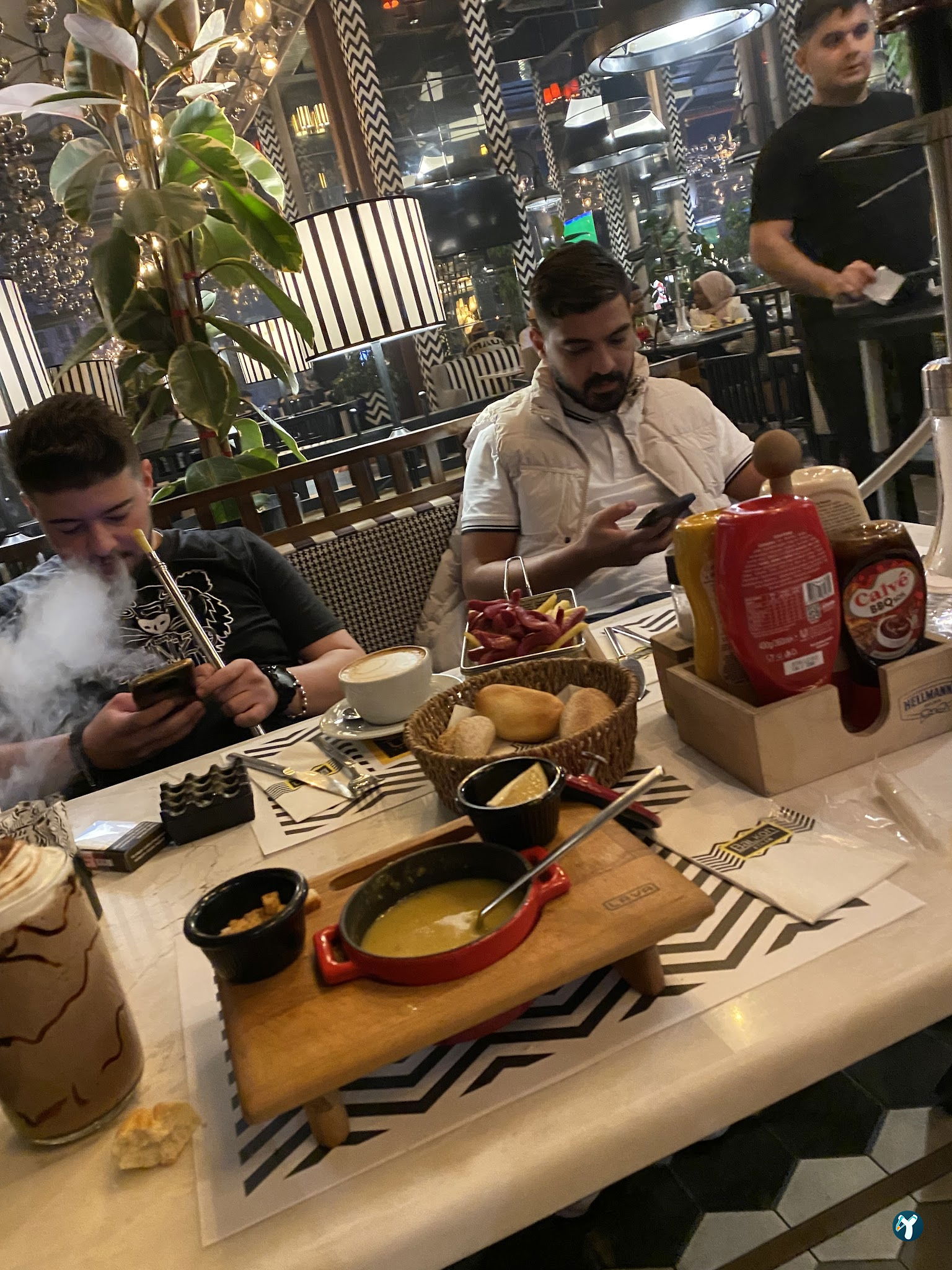 Balkon Cafe Restaurant
