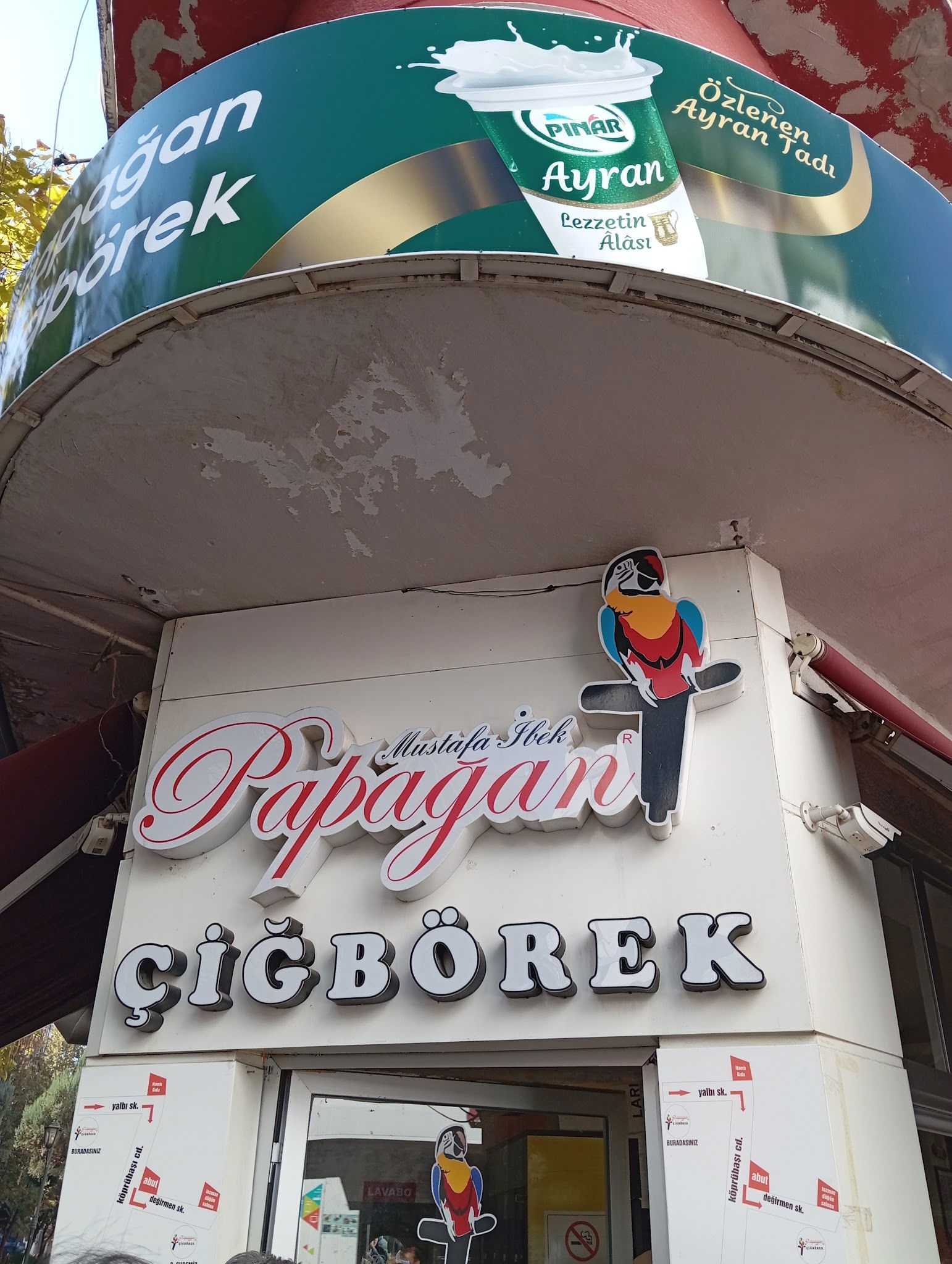 Papağan Çiğbörek