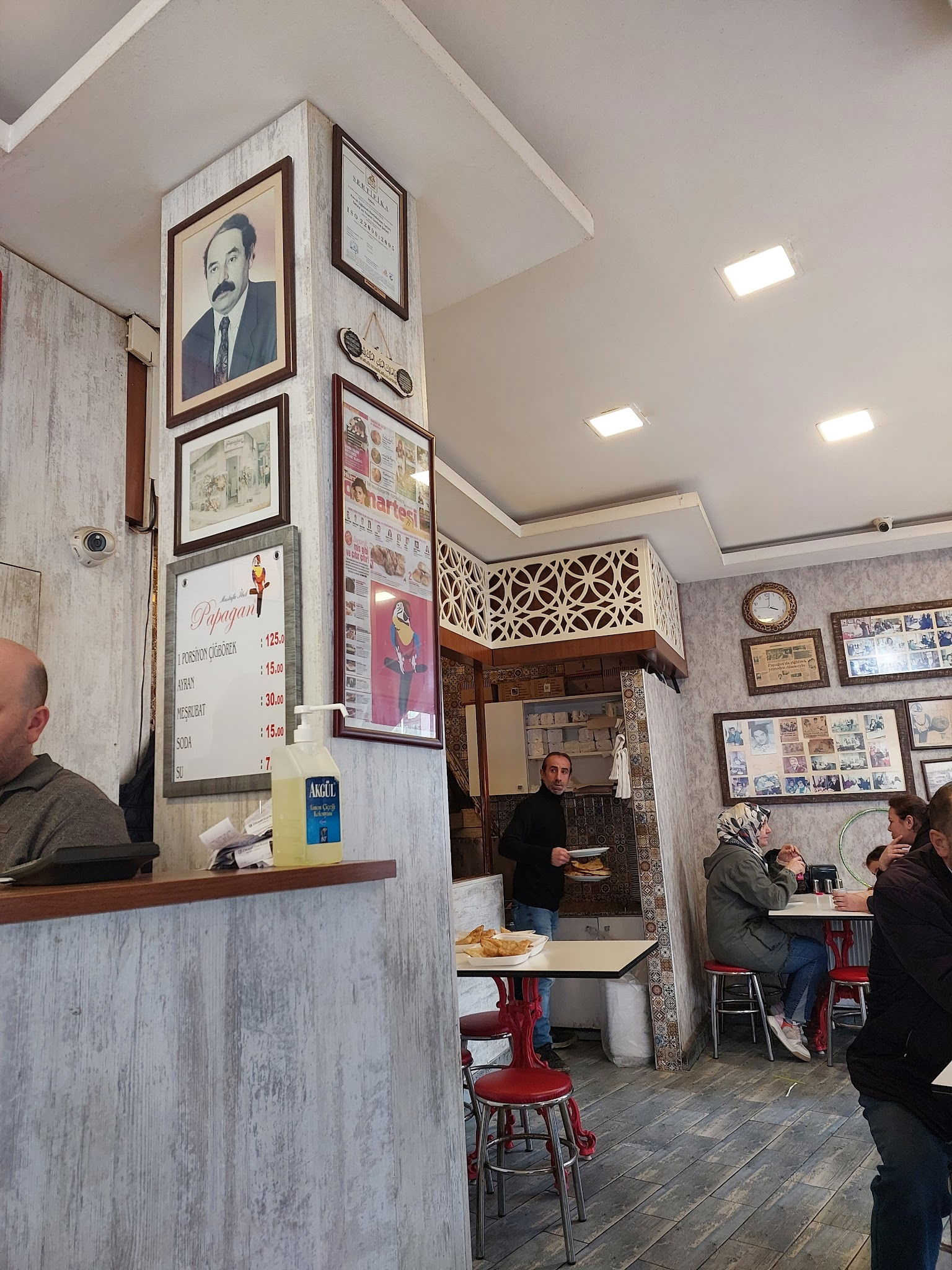 Papağan Çiğbörek