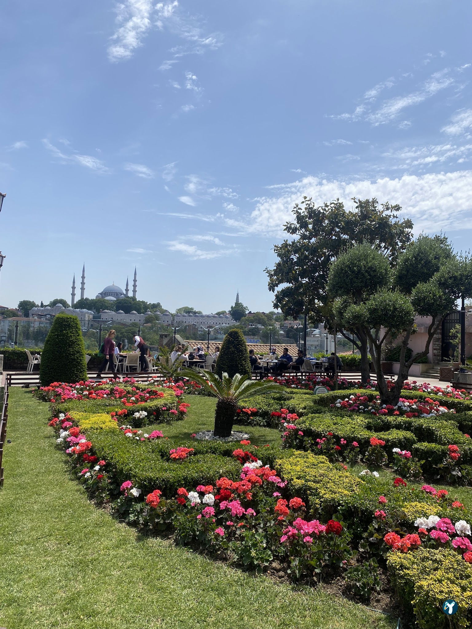 Fatih Belediyesi Çay Bahçesi