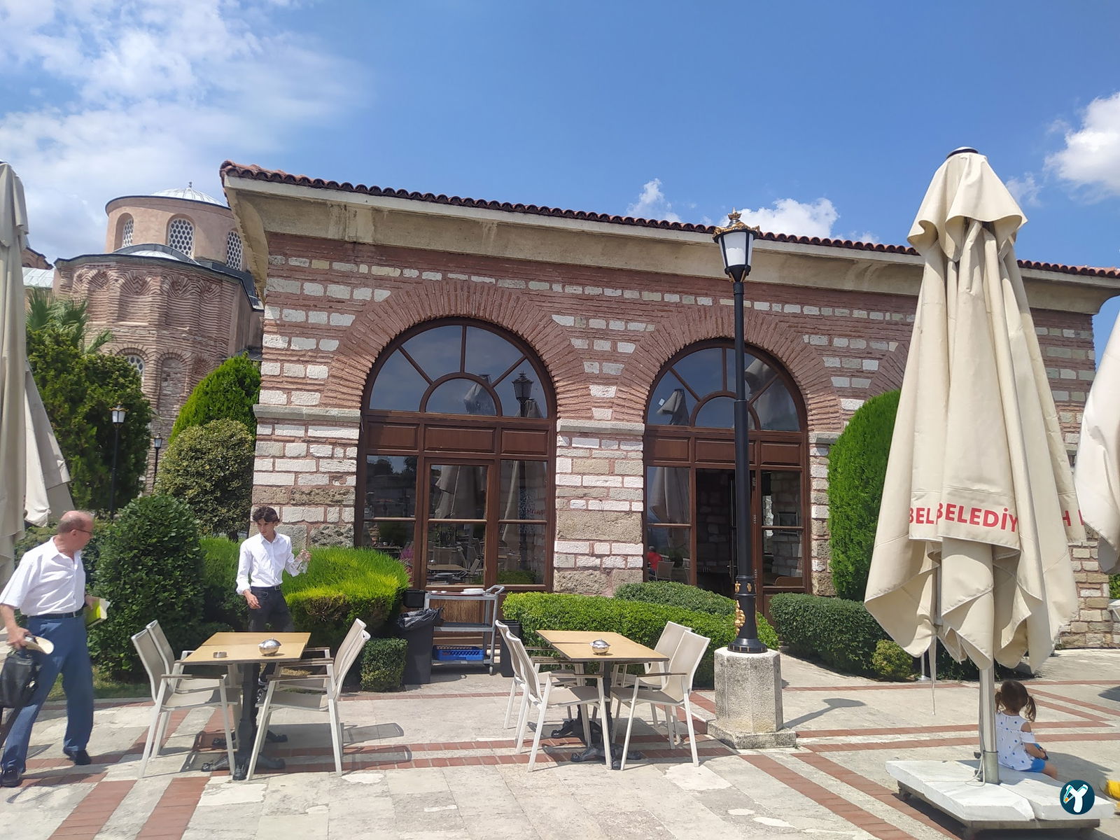 Fatih Belediyesi Çay Bahçesi