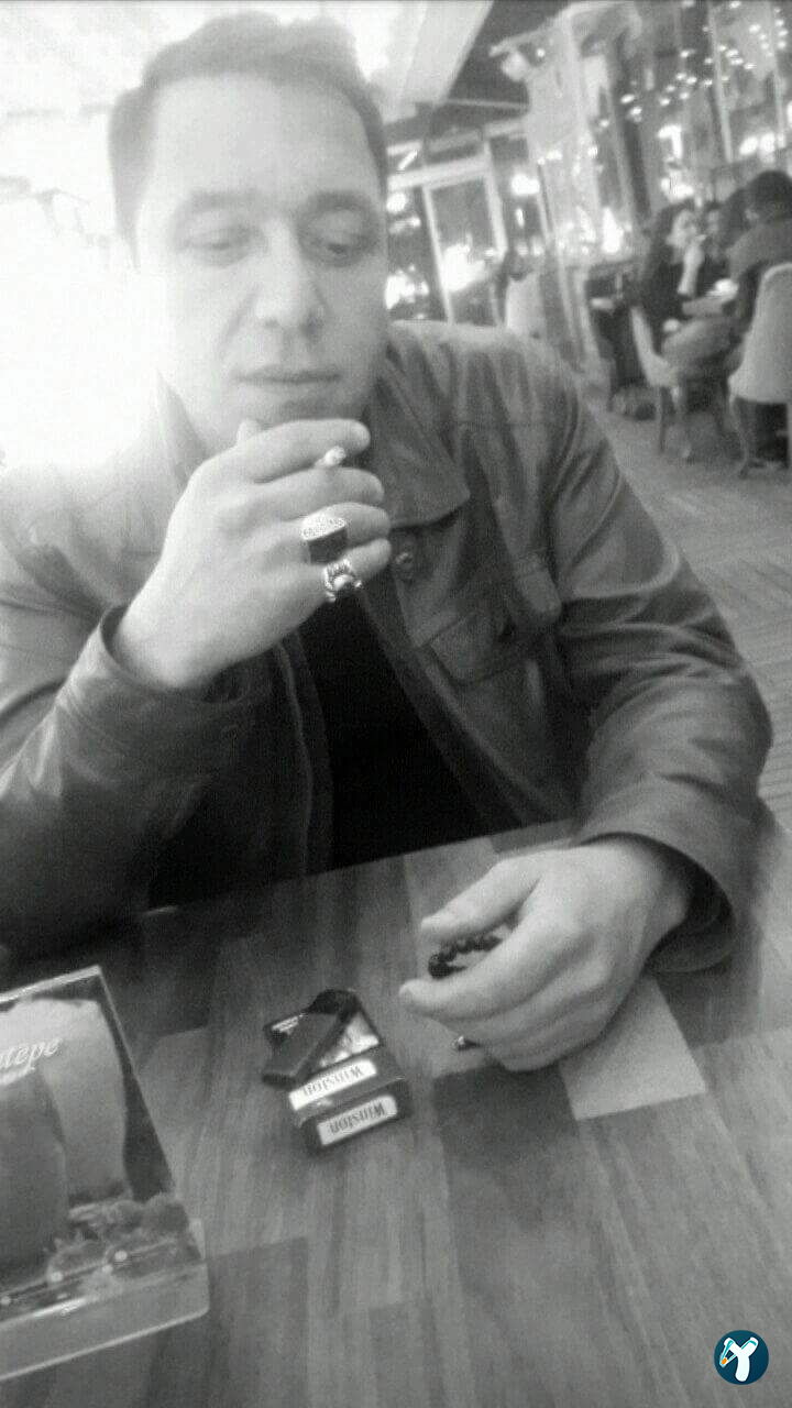 Emmi Cafe
