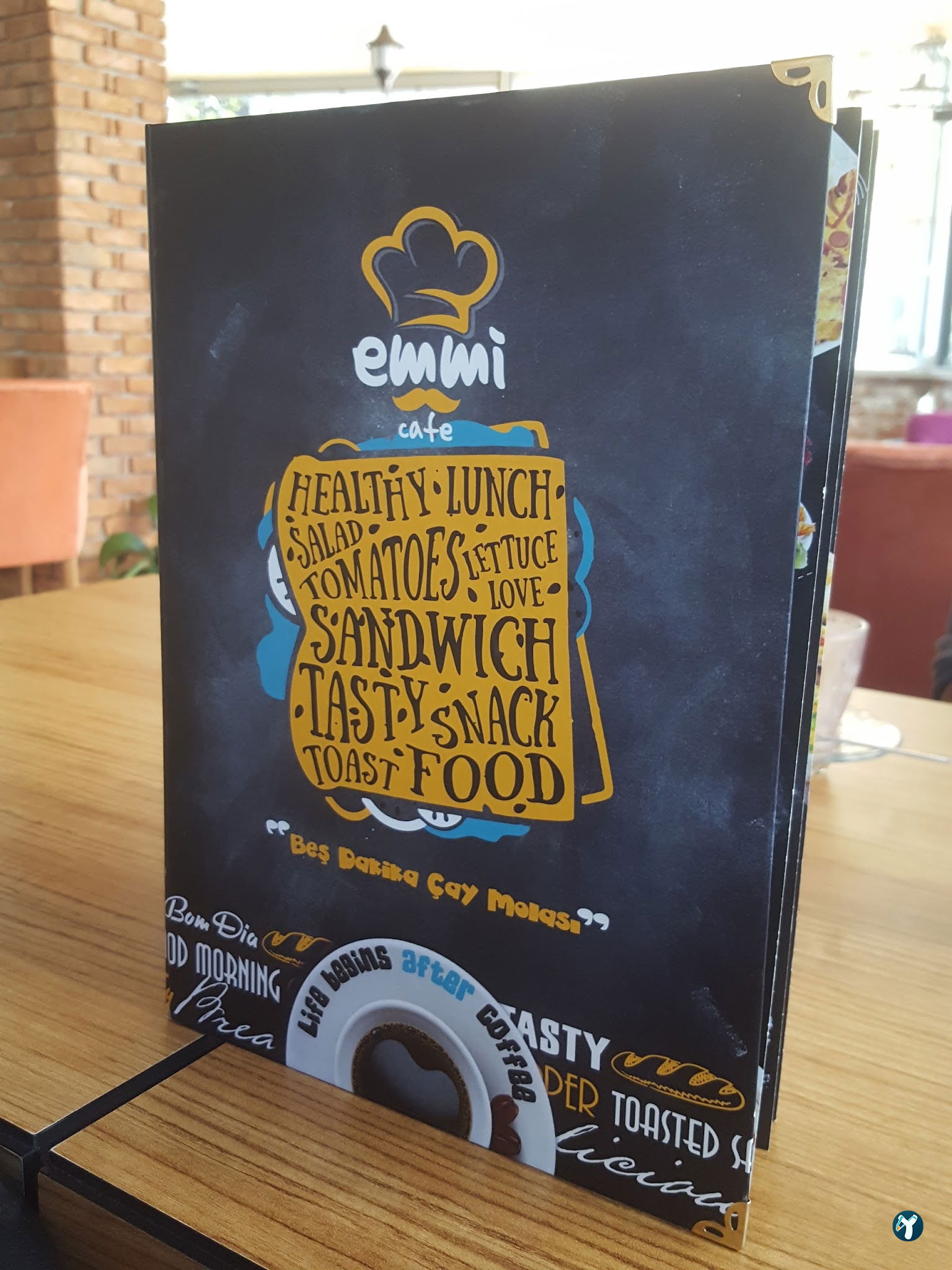 Emmi Cafe