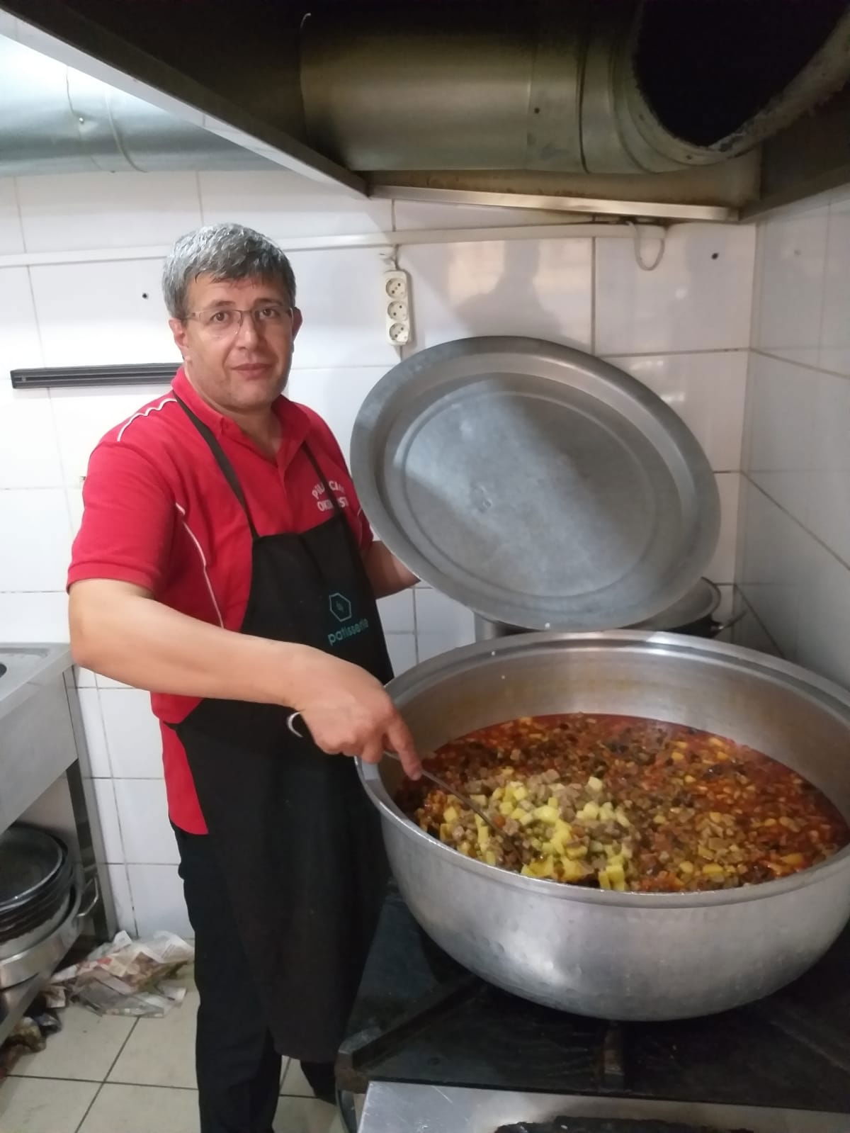 Pilavcı'M Oktay Usta