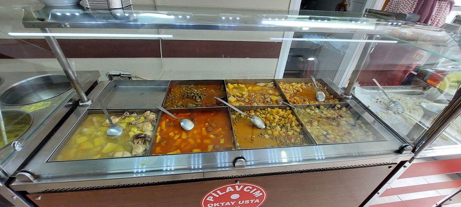 Pilavcı'M Oktay Usta