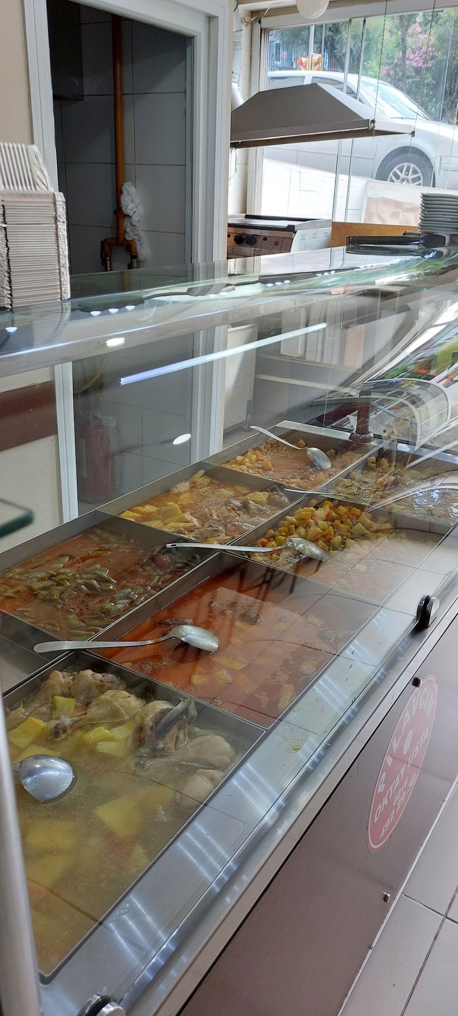 Pilavcı'M Oktay Usta