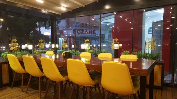 Burger Home resimleri