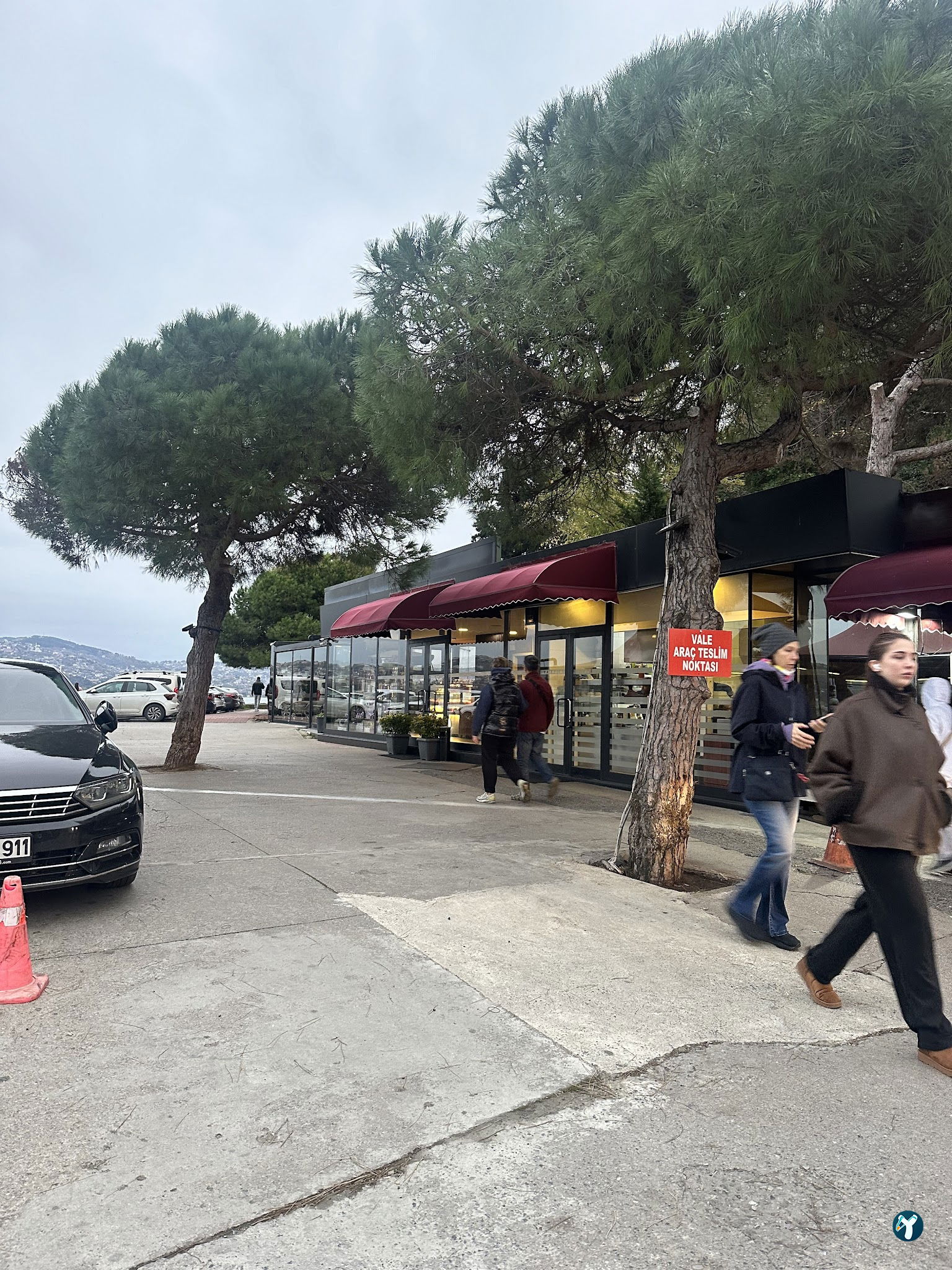 Hayrola Cafe