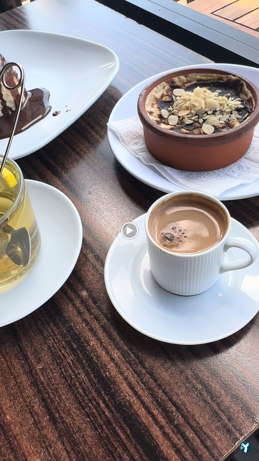 Hayrola Cafe