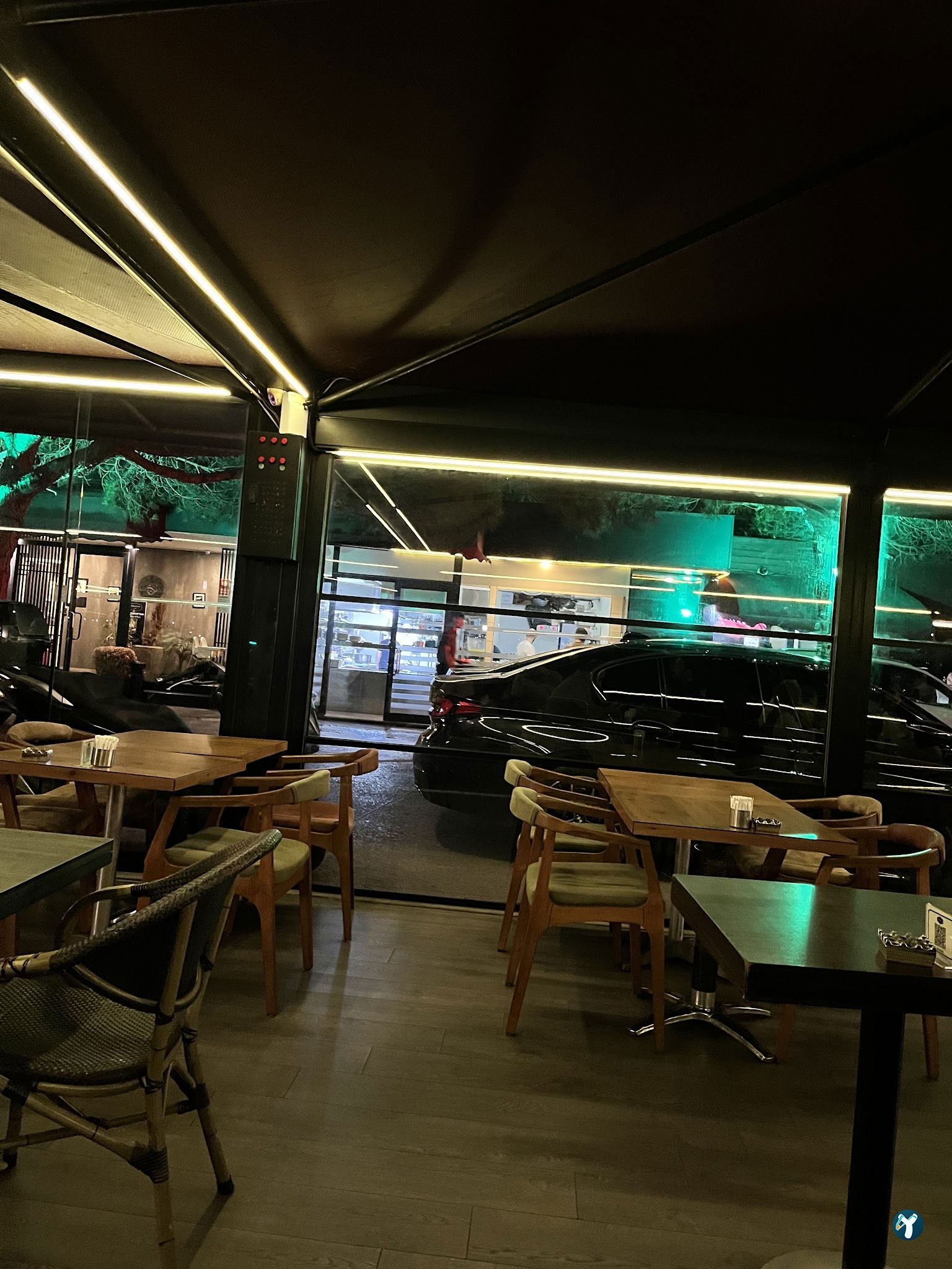 Hayrola Cafe